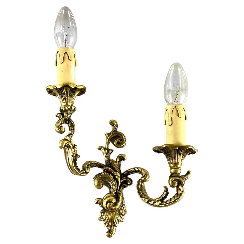 Elegant Vintage Gilt Brass Wall Sconce Two Arm Single Wall Lamp For Sale