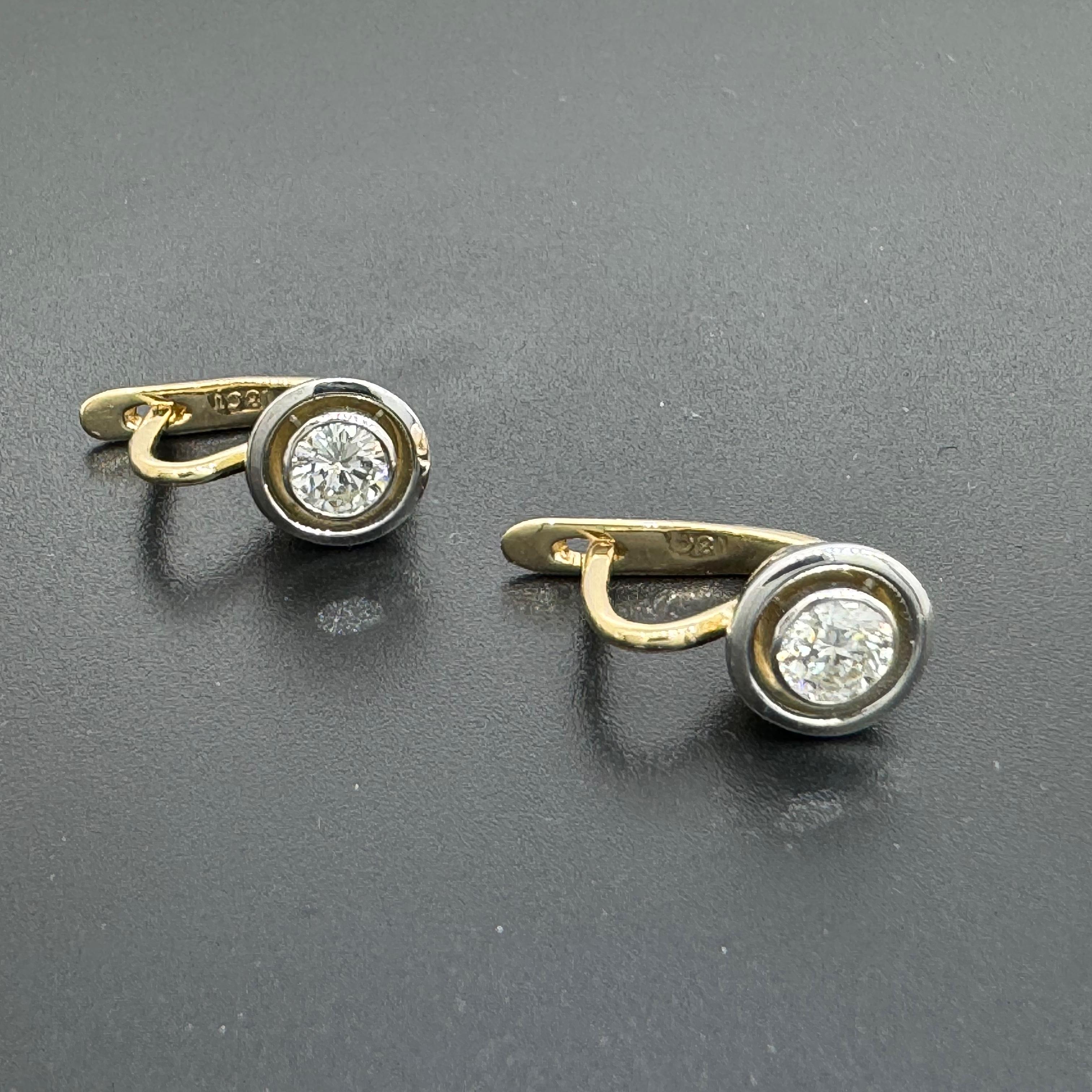 Women's or Men's Elegant vintage gold and natural diamonds earrings