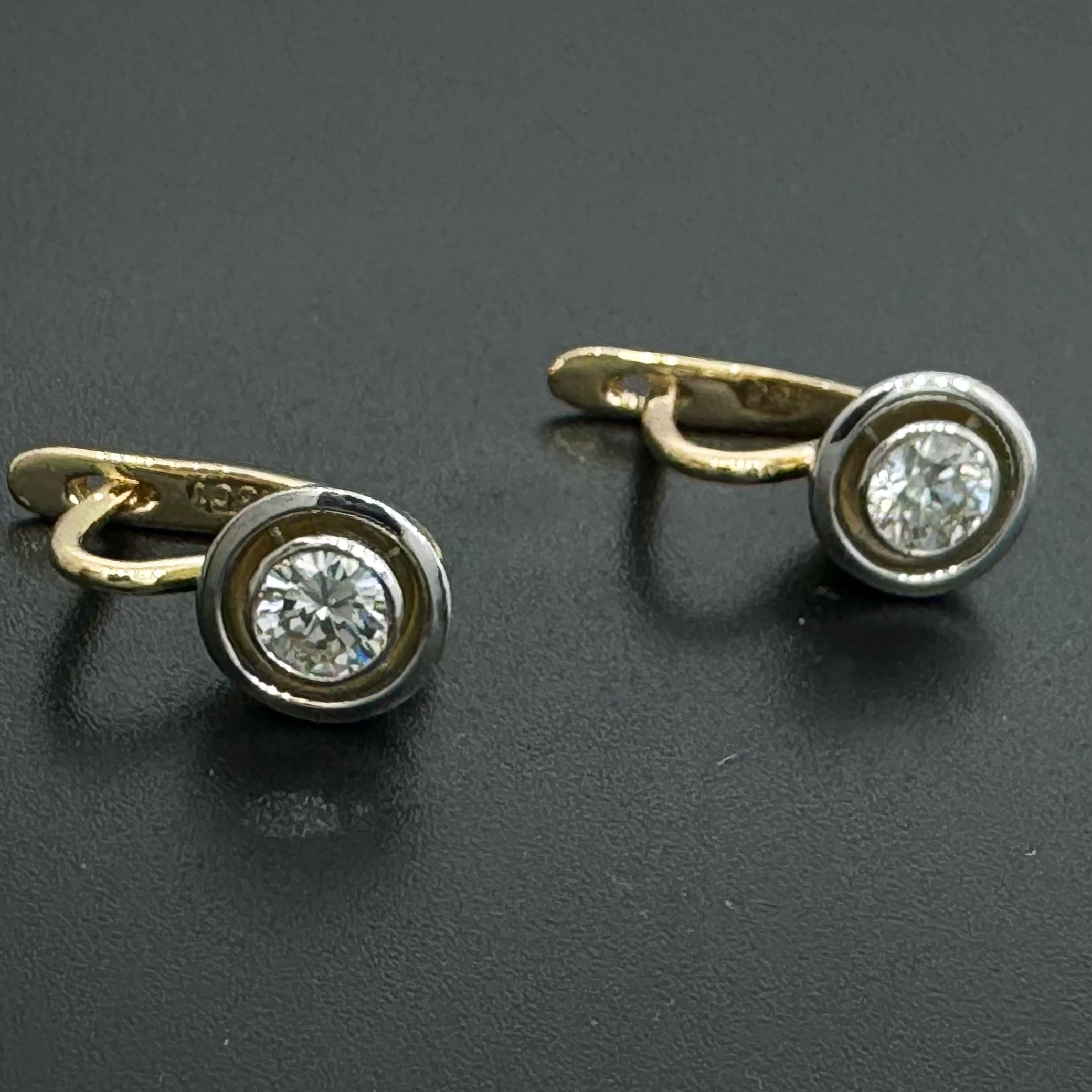Elegant vintage gold and natural diamonds earrings 1