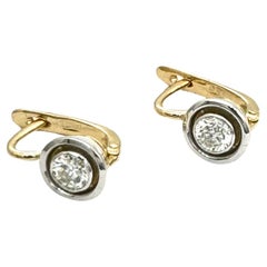 Elegant vintage gold and natural diamonds earrings