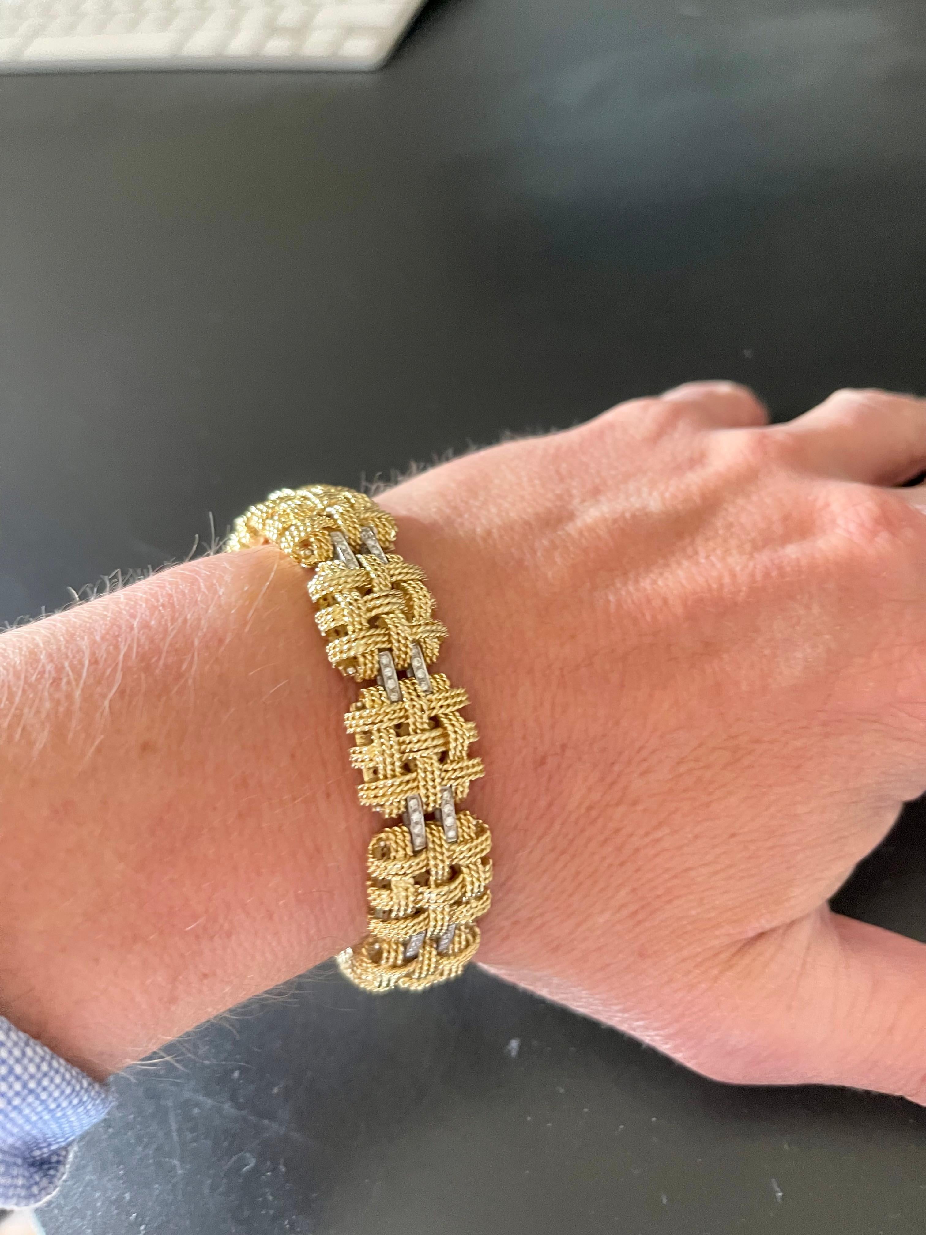 Bracelet italien élégant et vintage en or jaune 18 carats avec diamants en vente 4