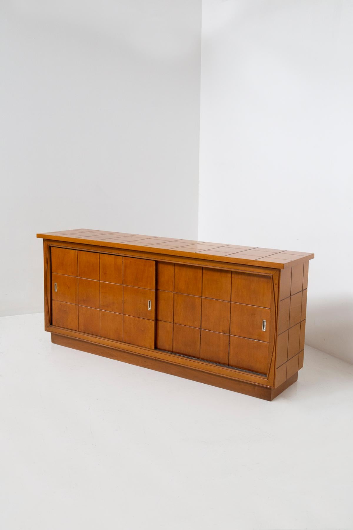 Elegant vintage Italian Attr. to Paolo Buffa sideboard of great quality For Sale 7