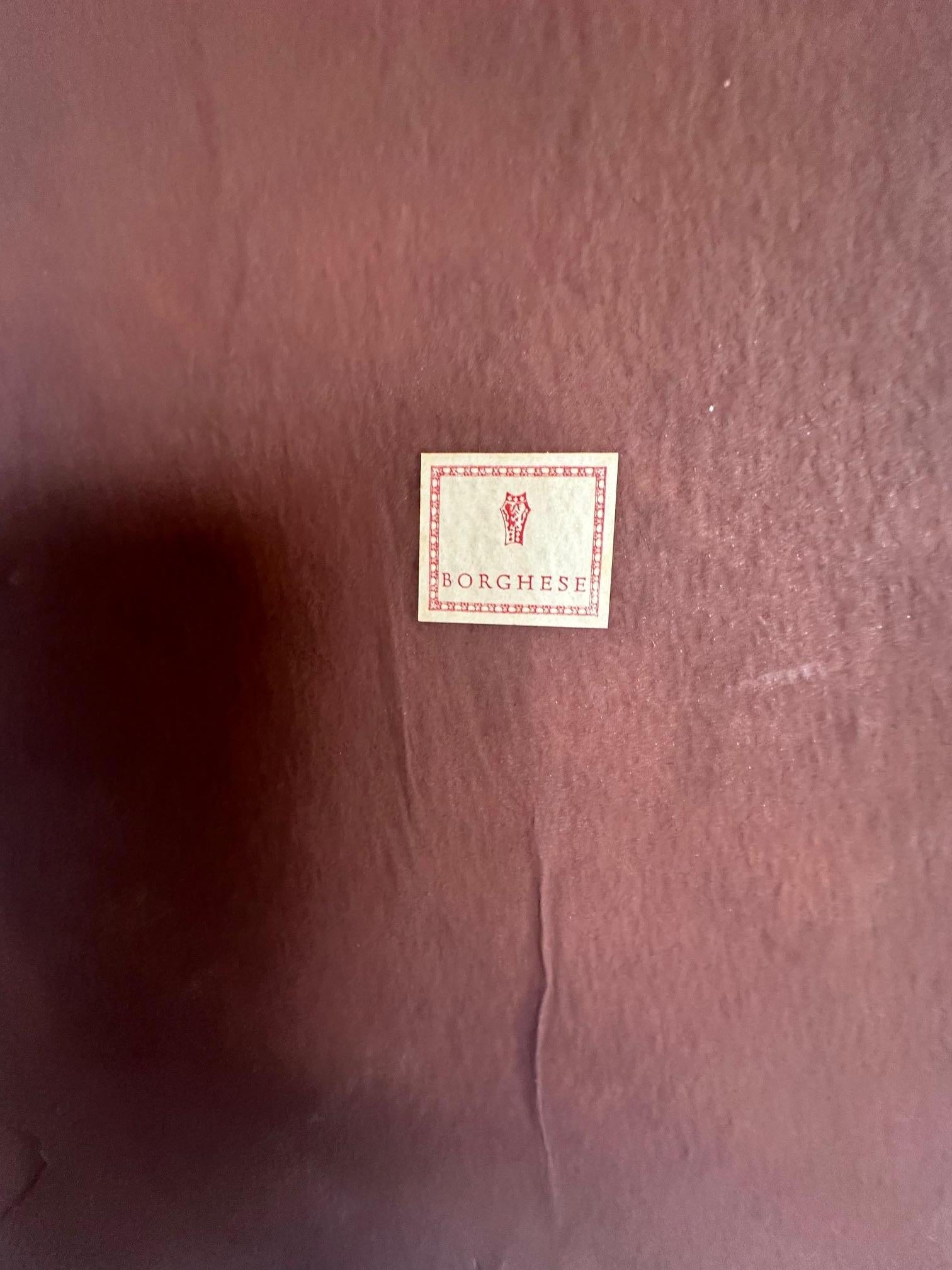 Elegant Miroir en bois sculpté à la main de Borghese (Italie) en vente 1