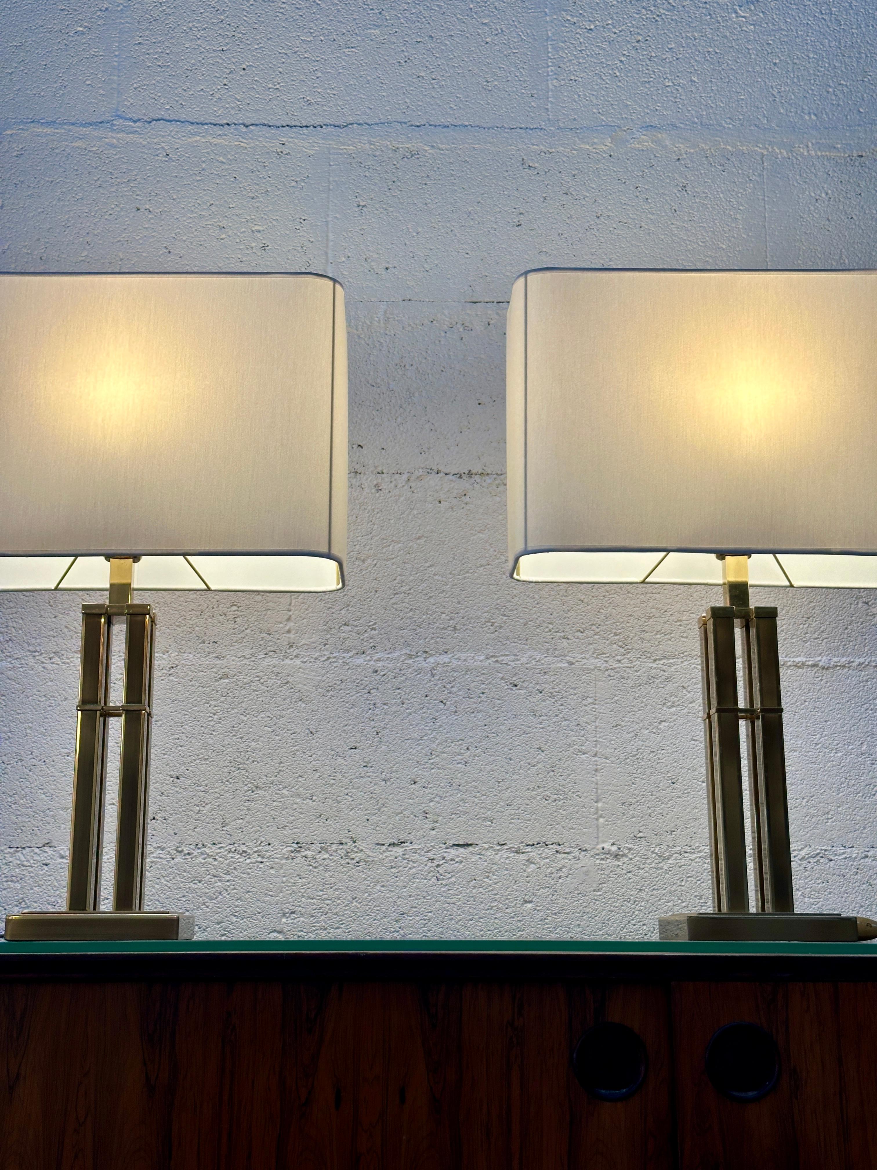 Elegant vintage pair of Romeo Rega-style table lamps, Italy circa 1970s For Sale 4