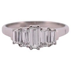 Elegantes Vintage Platin 1 Karat Gesamt Diamant Baguette Jahrestag/Verlobungsring