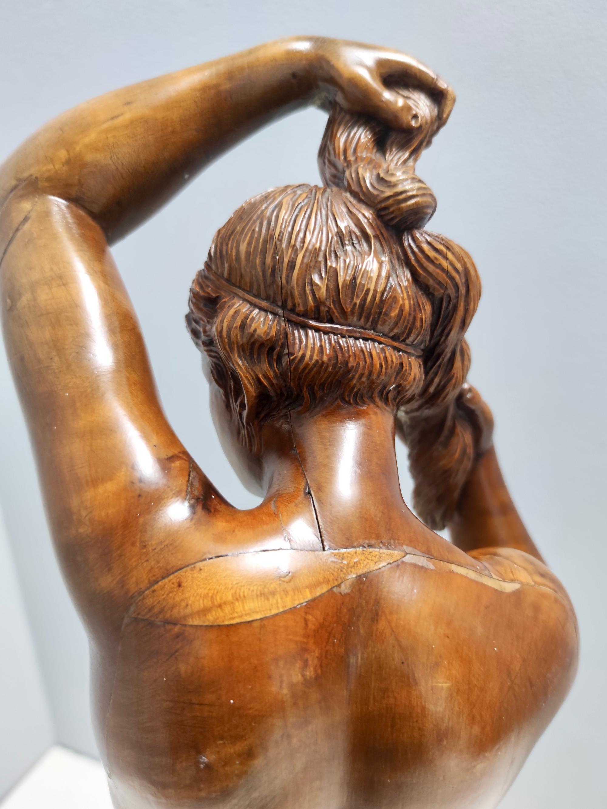 Elegant Vintage Solid Walnut Nude Woman Figure, Cantù, Italy For Sale 3