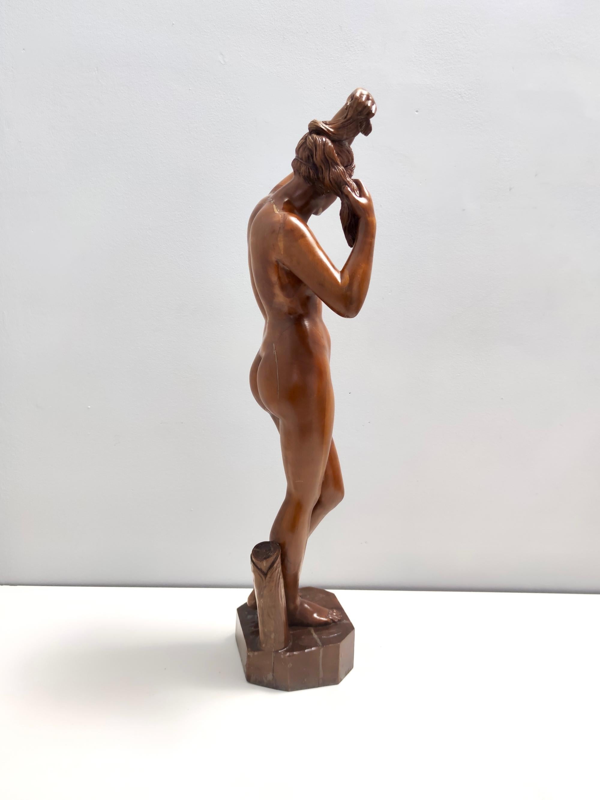 Mid-20th Century Elegant Vintage Solid Walnut Nude Woman Figure, Cantù, Italy For Sale