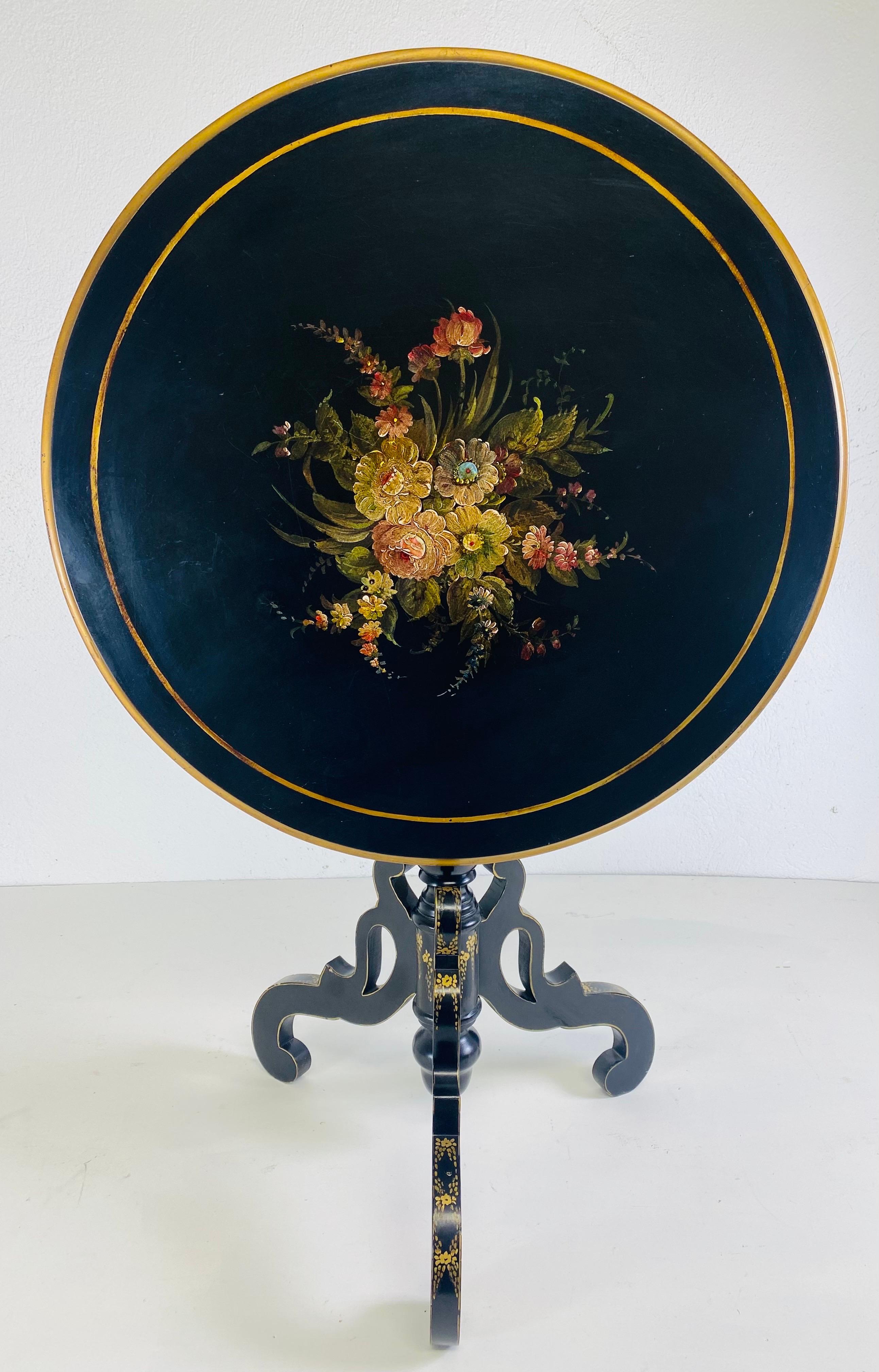 Late 20th Century Elegant vintage Spanish hand painted tilt top accent table