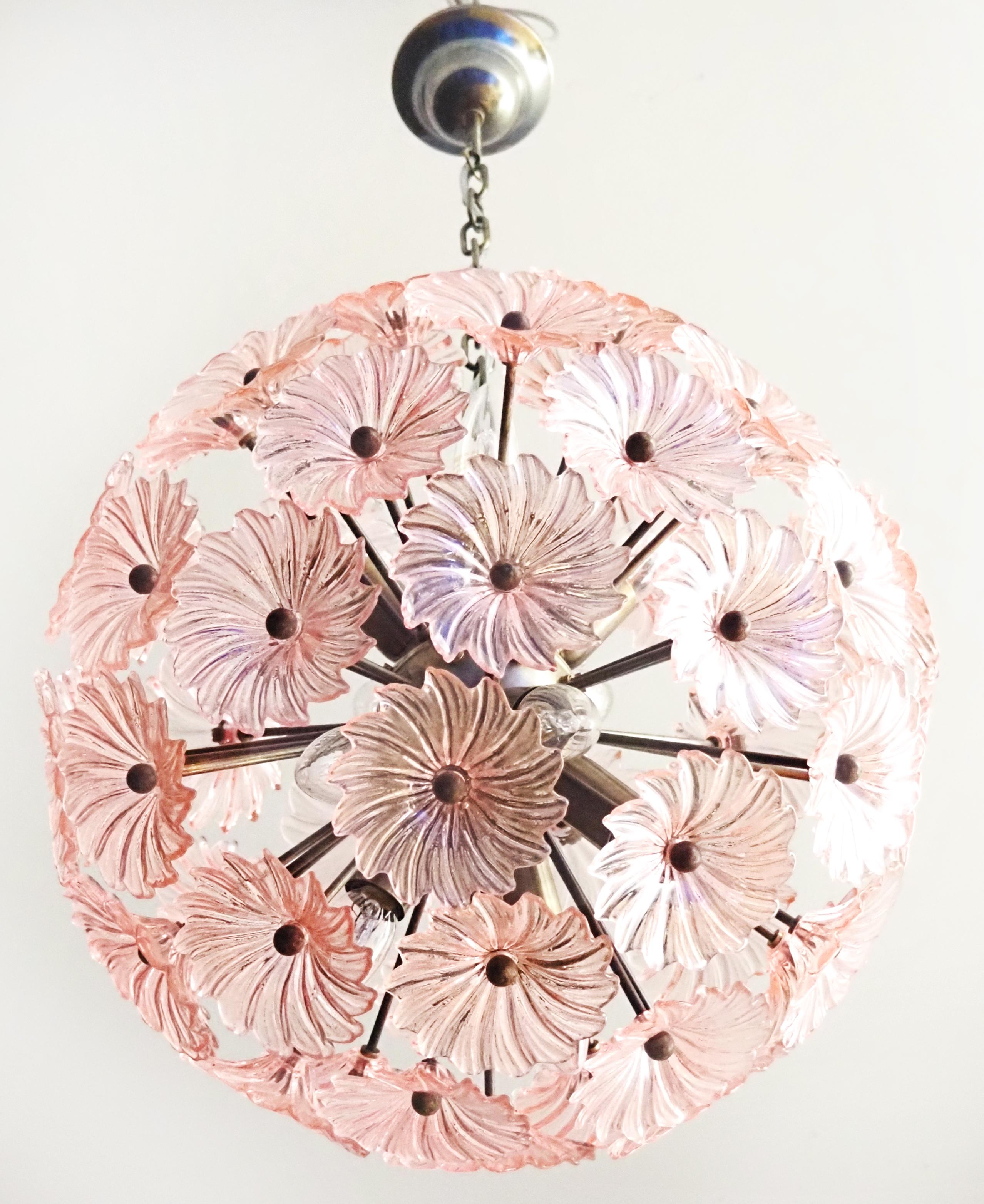 Verre d'art Elegance Vintage Sputnik chandelier en cristal italien - 51 verres Daisy PINK en vente