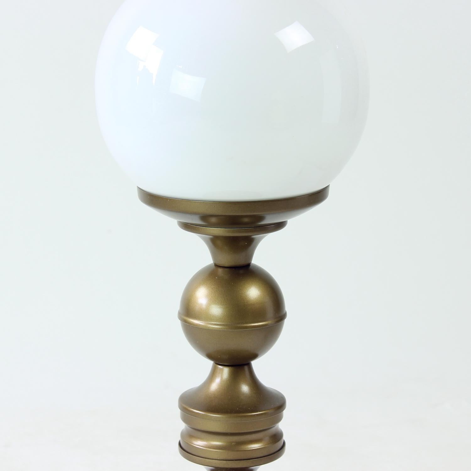 Elegant Vintage Table Lamp By Drukov, 1950s For Sale 1