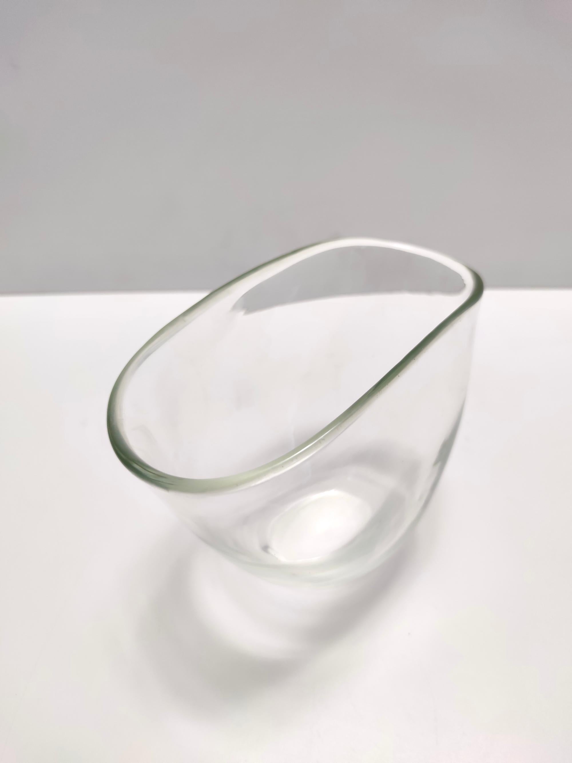 Elegante Vase aus transparentem mundgeblasenem Murano-Glas, Italien im Zustand „Hervorragend“ im Angebot in Bresso, Lombardy