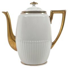 Elegante tetera vintage de porcelana blanca y dorada - Años 40