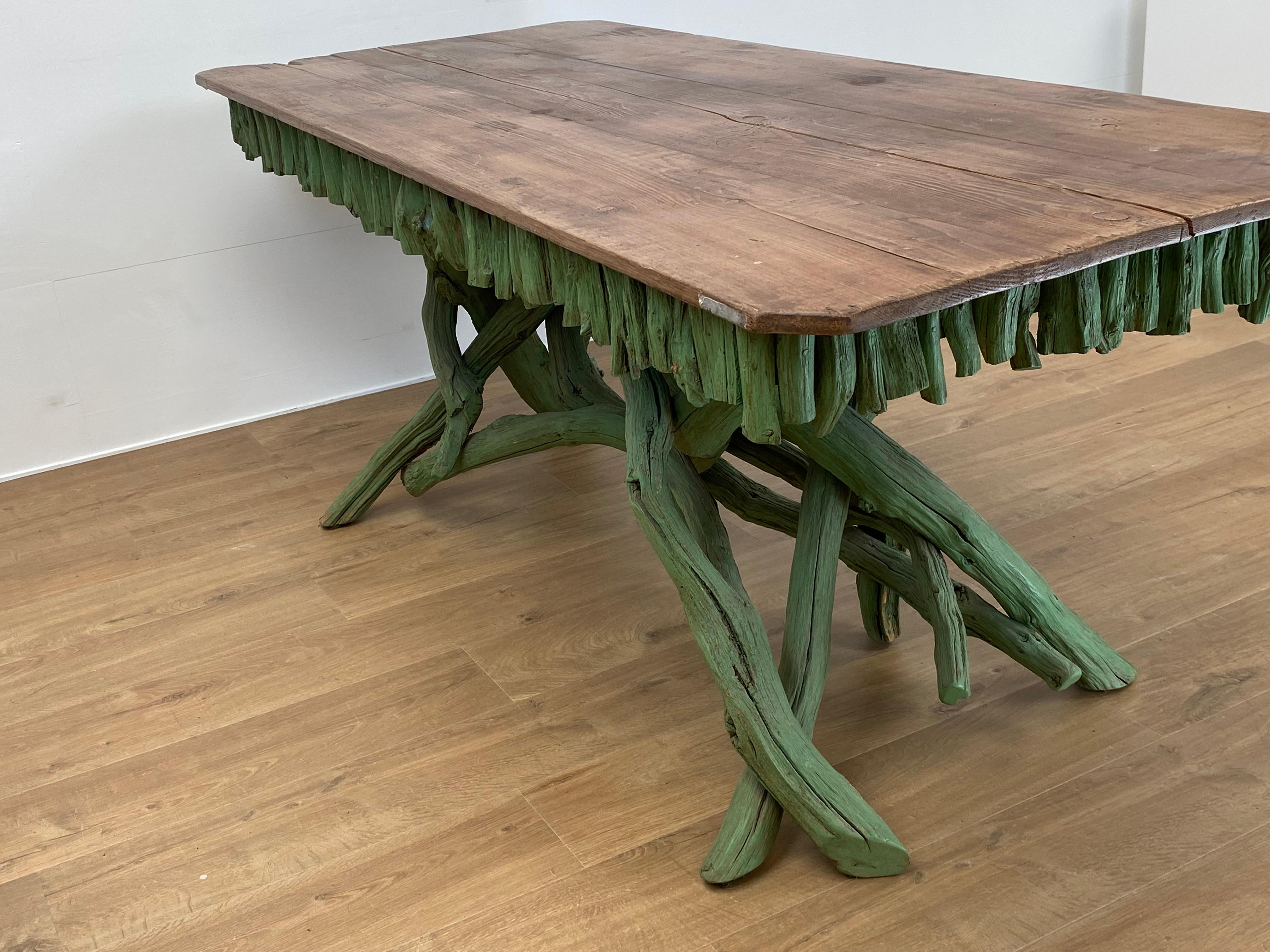 Elegant Vintage Wooden Branch Tables in a  Vivid Green Color For Sale 5