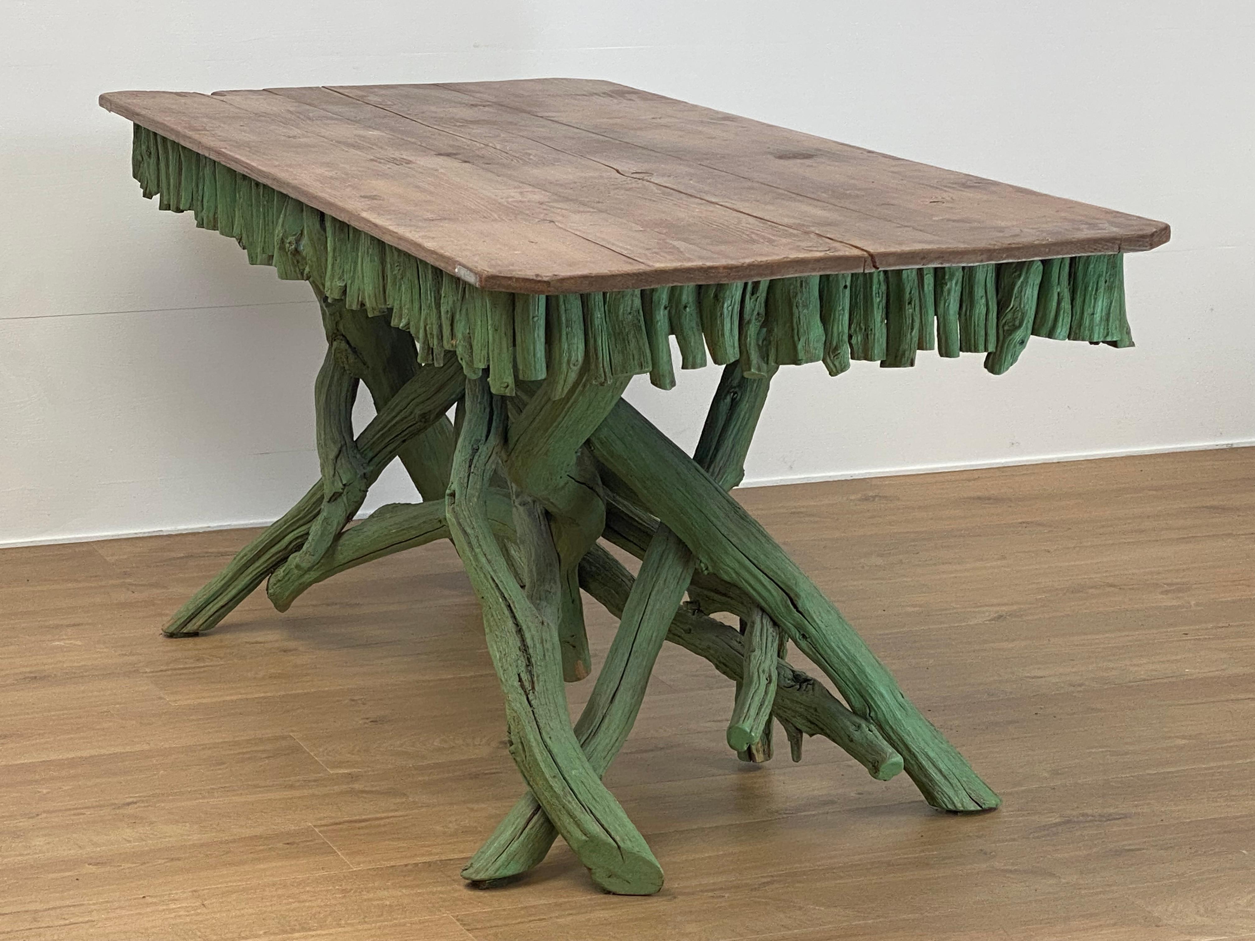 Elegant Vintage Wooden Branch Tables in a  Vivid Green Color For Sale 1