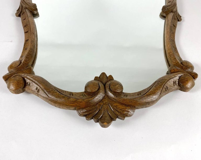 Elegant Wall Mirror in Hand Carved Solid Hardwood Frame Vintage