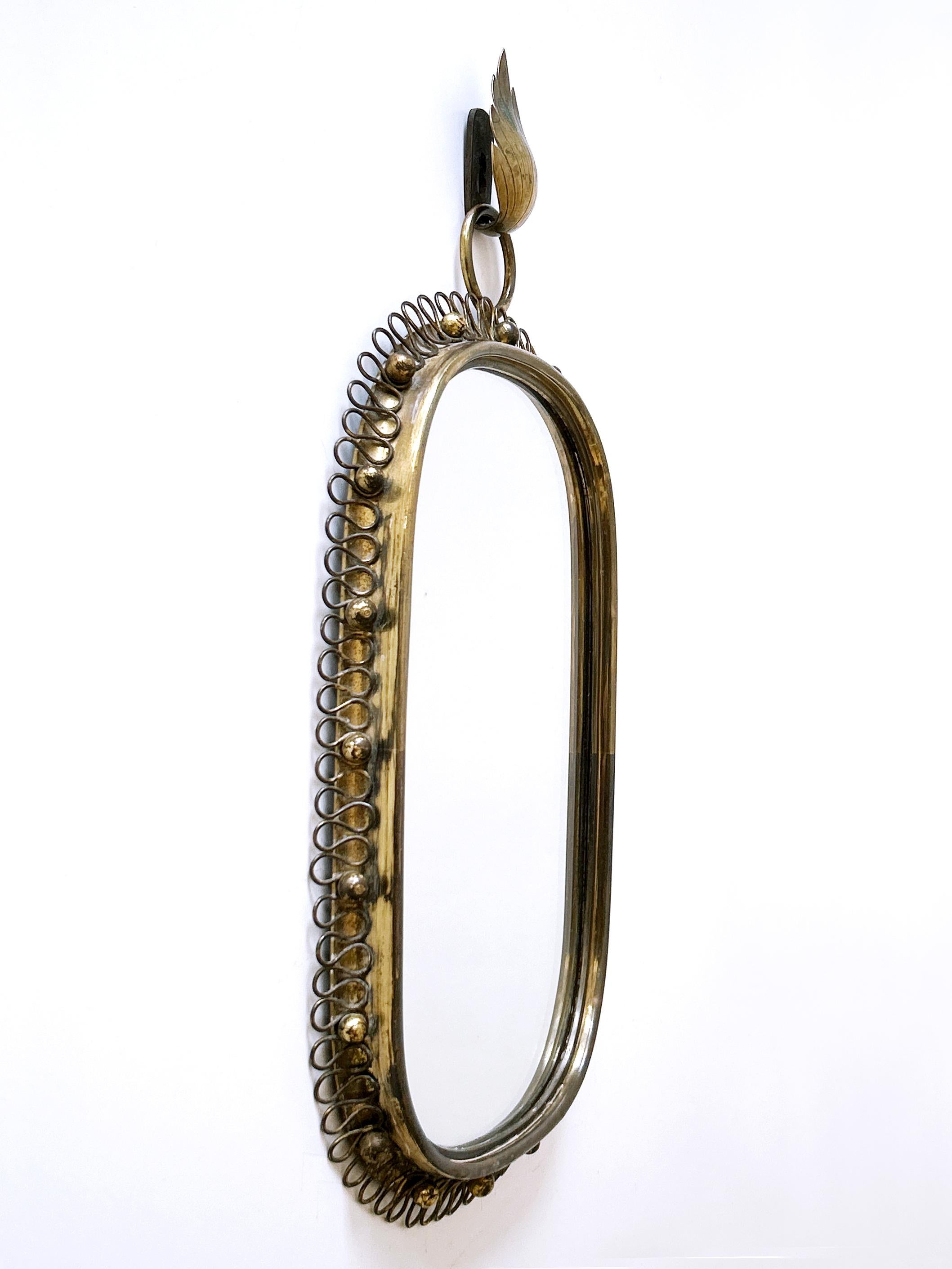 Elegant Wall-Mounted Mirror by Josef Frank for Svenkst Tenn Sweden 1950s en vente 4