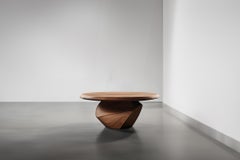 Elegant Walnut Solace 37: Round Top and Stunning Wood Grain
