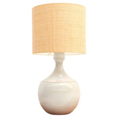Retro Elegant White ceramic table lamp