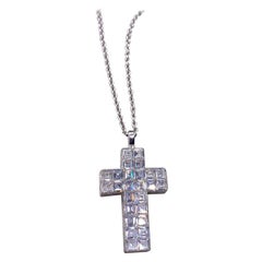 Elegant White Diamond Cross Necklace White 18K Gold IF-VVS Diamonds