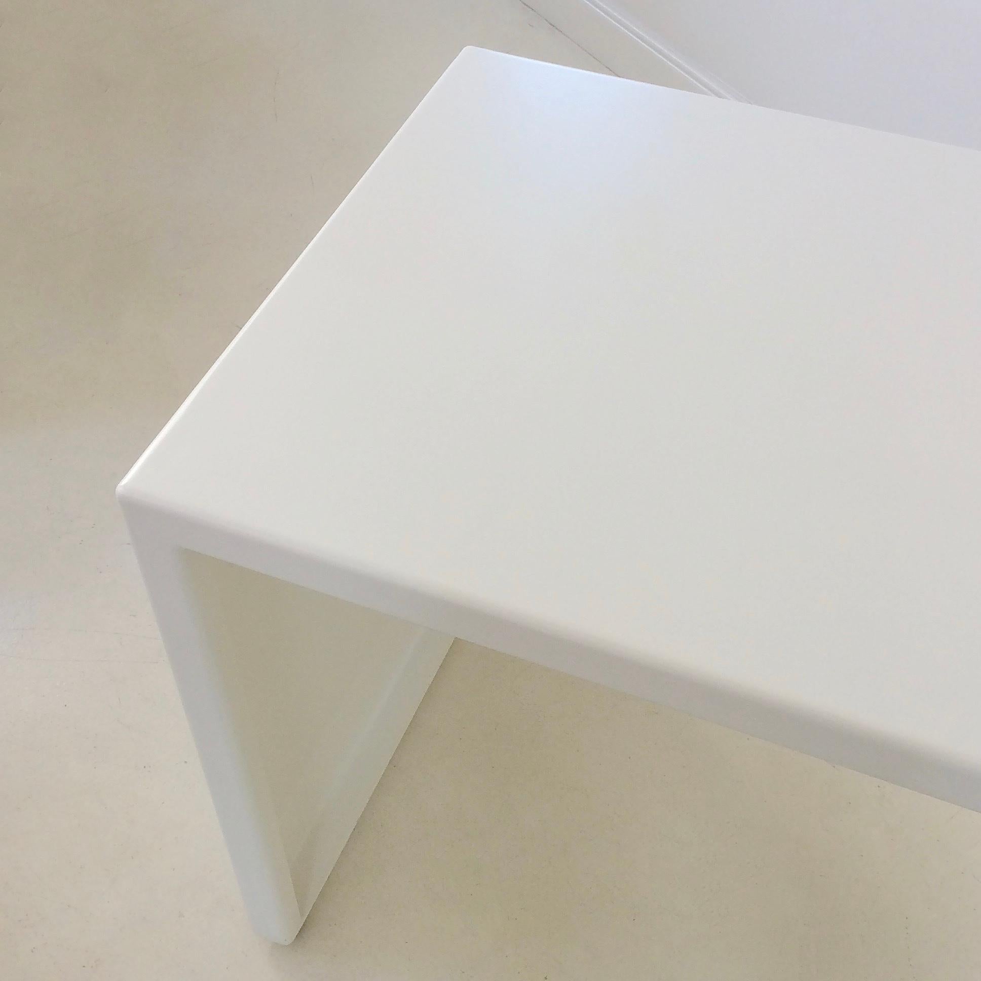 Elegant White Lacquered Metal Console/Desk, circa 1980 1