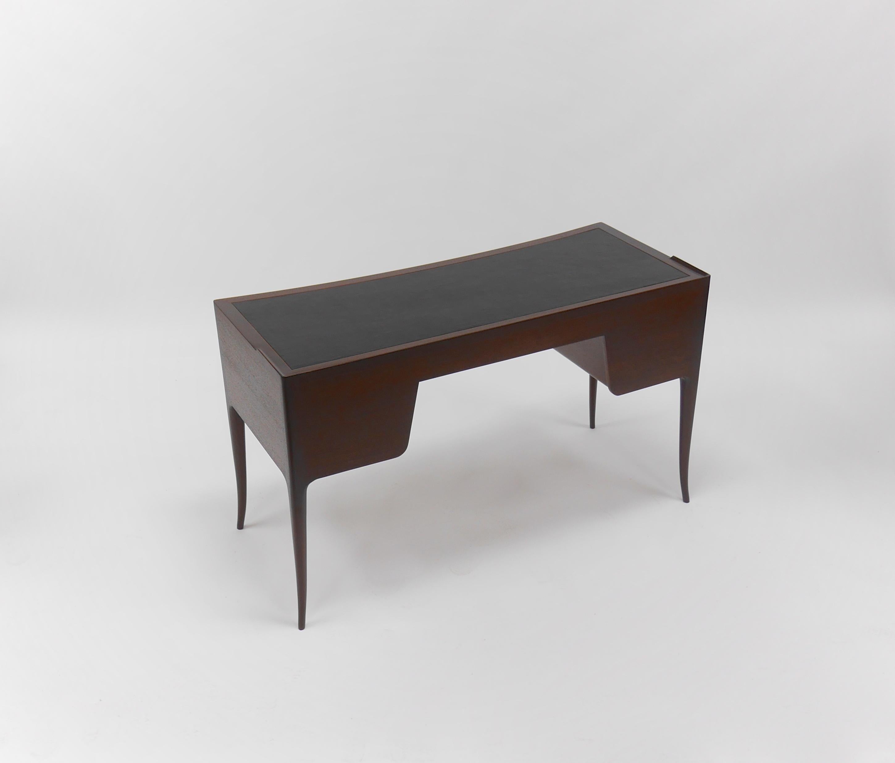 Elegant writing desk by Edward Wormley for Dunbar 2