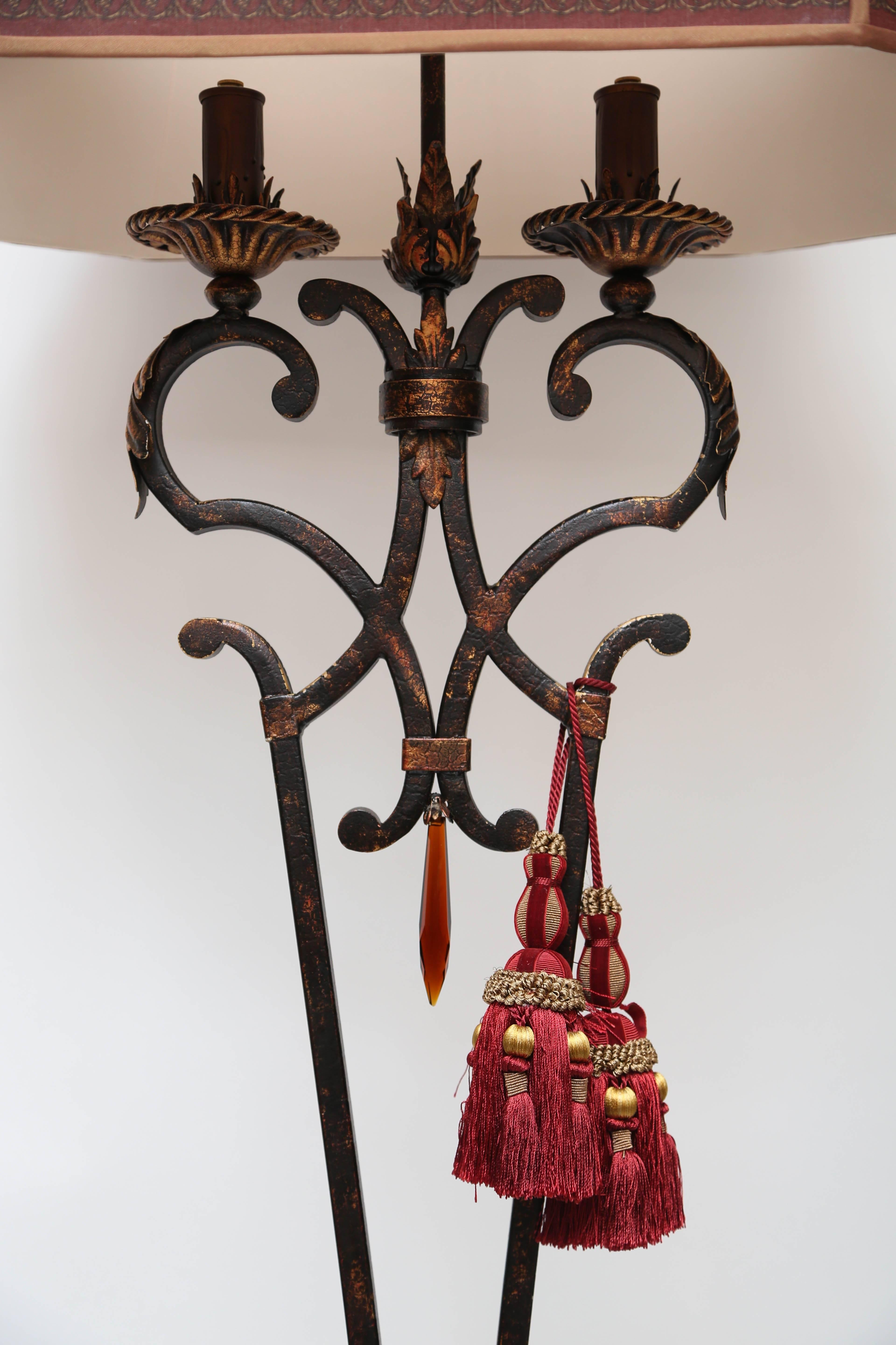 American Elegant Wrought Iron Floor Lamp by Fine Art, 2004