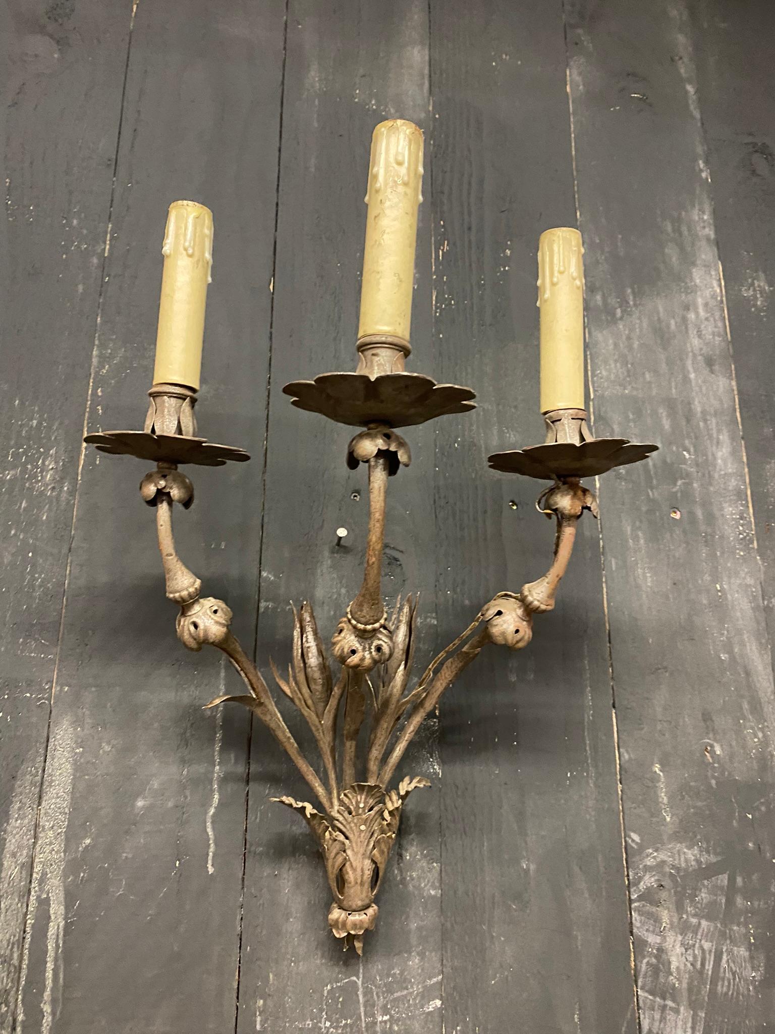 French Elegant Wrought Iron Sconces from a Chateau in Central France, circa 1940/1950 For Sale