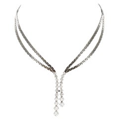 Elegante elegante Y-förmige Diamant-Halskette aus 18 Karat Weißgold