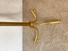 Eleganter Kleiderständer aus Messing, „L'Élégance“, 70er Jahre