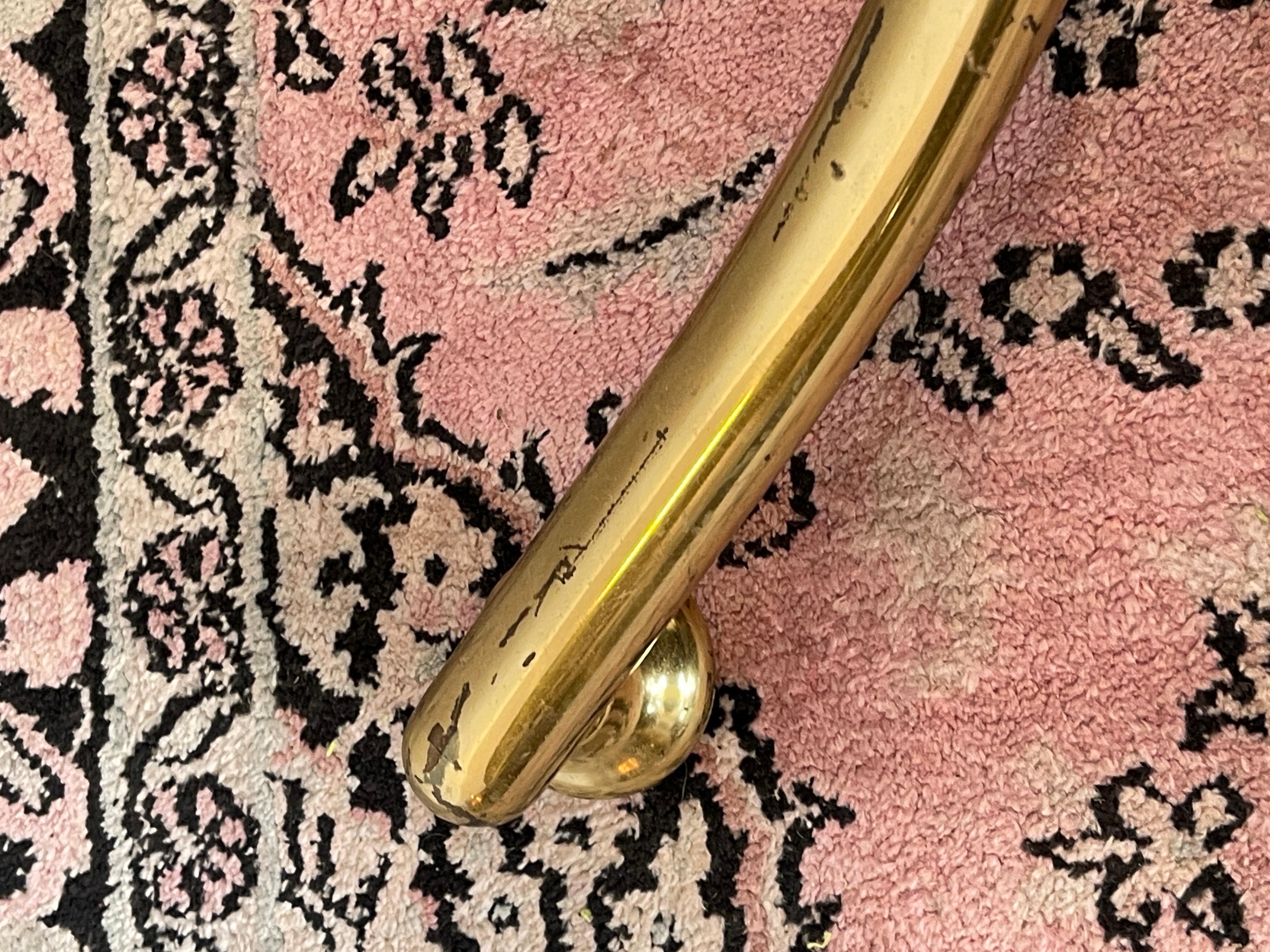 Altro Elegante Appendiabiti da terra in ottone lucido, stile classico e raffinato 1980 in vendita