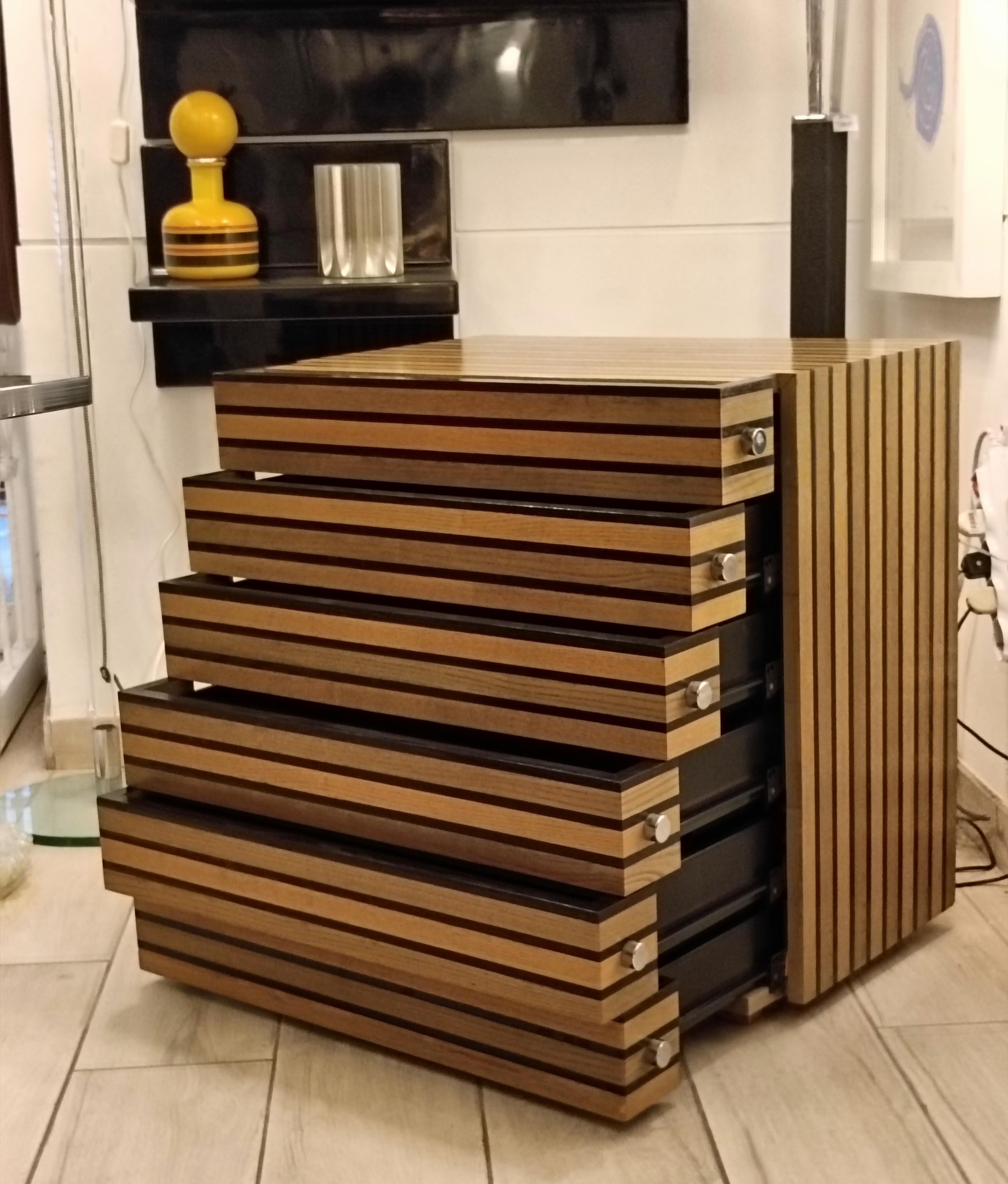 Elegante Cassettiera in Legno Design Italiano, 1960s In condizioni buone in vendita a Naples, IT