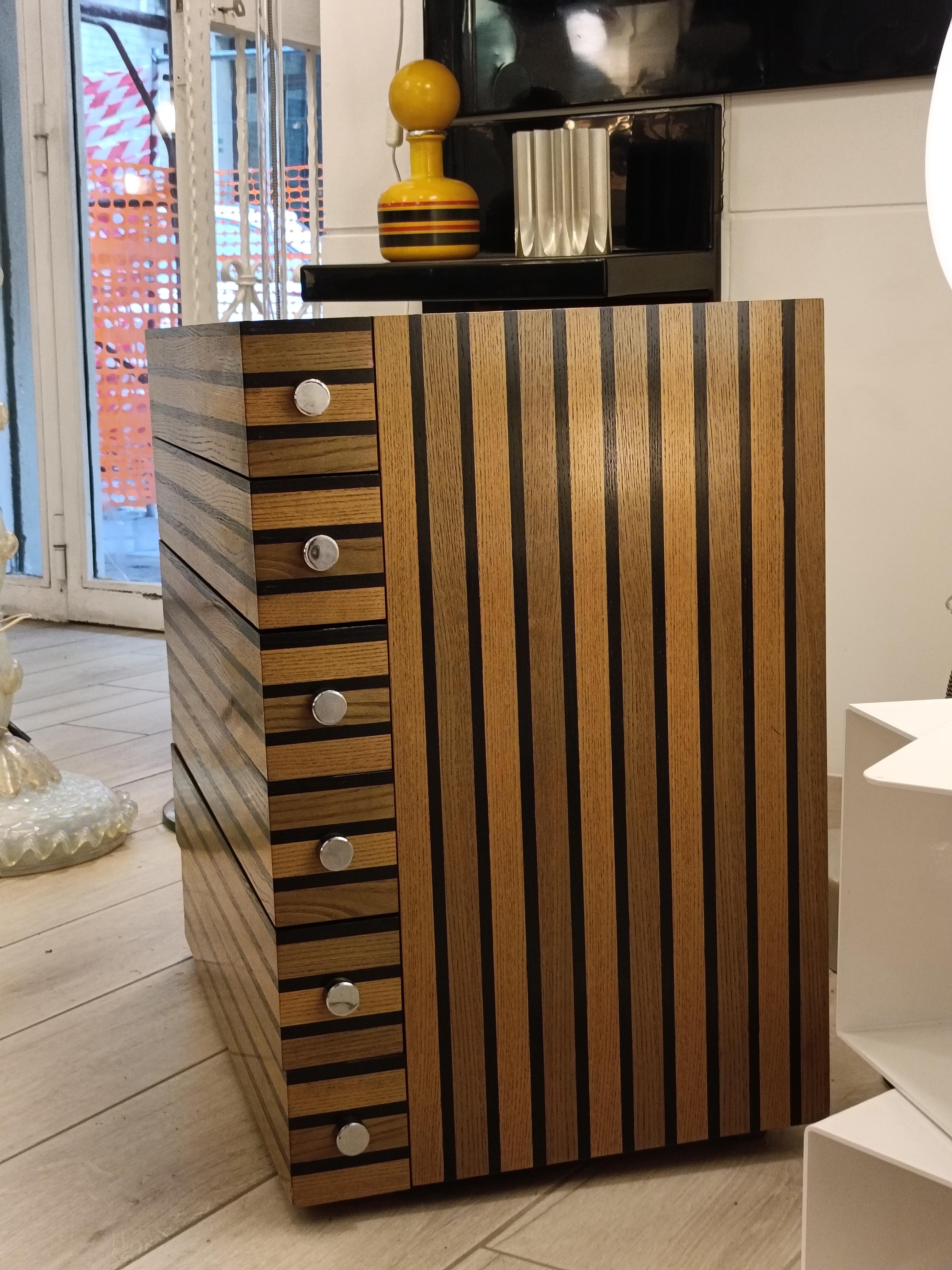 Mid-20th Century Elegante Cassettiera in Legno Design Italiano, 1960s in vendita