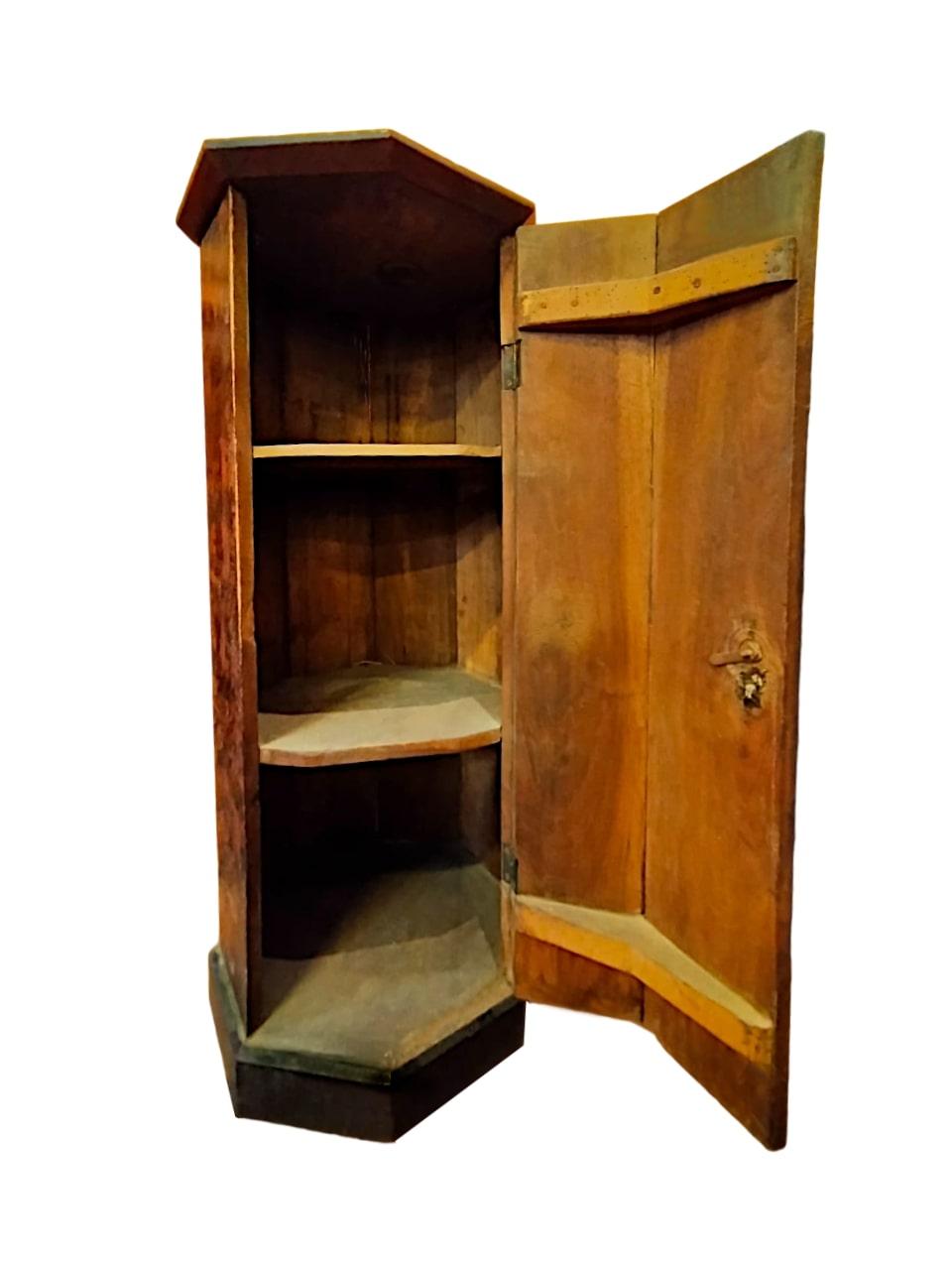 Italian Elegant octagonal empire column bedside table For Sale