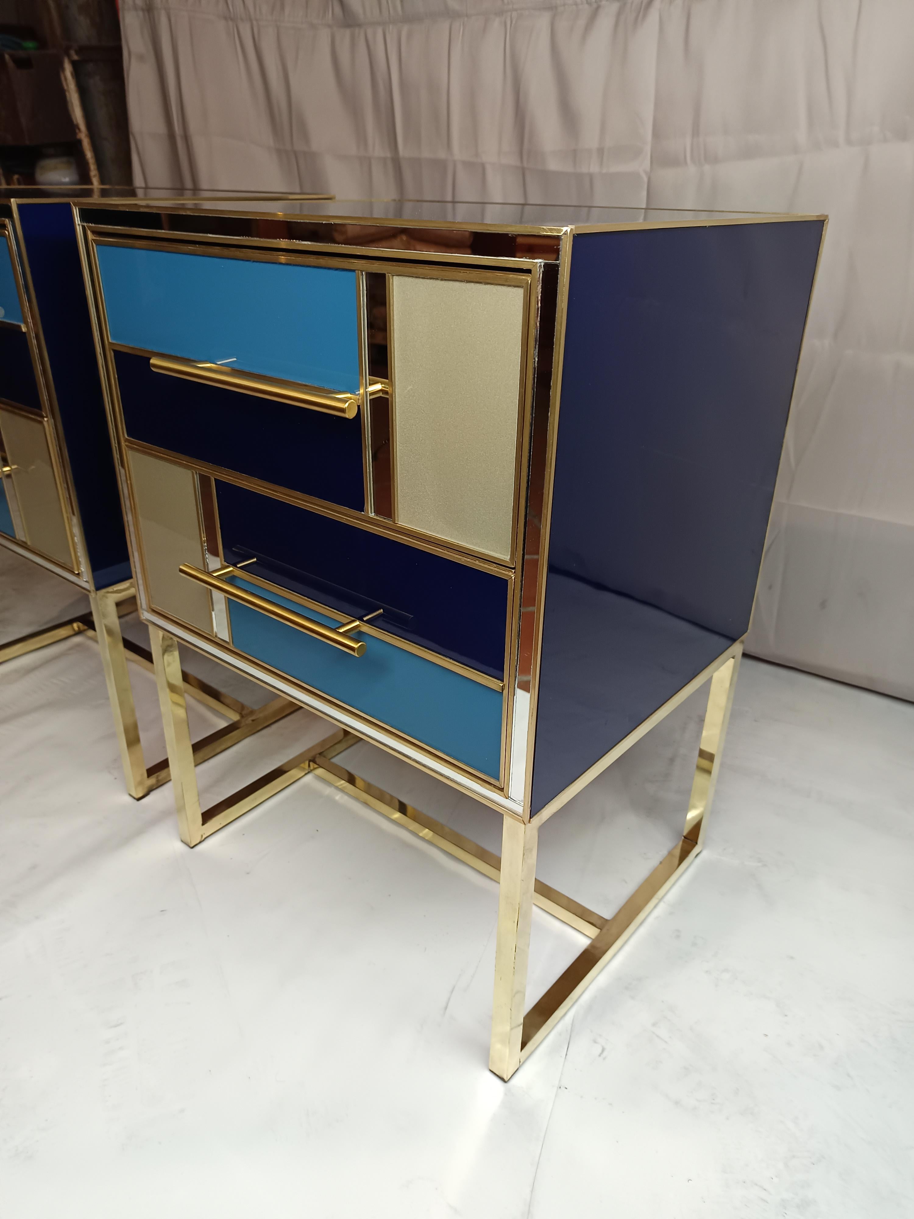 Coppia Comodini wood , blu oro e specchio con piede in ottone  For Sale 2