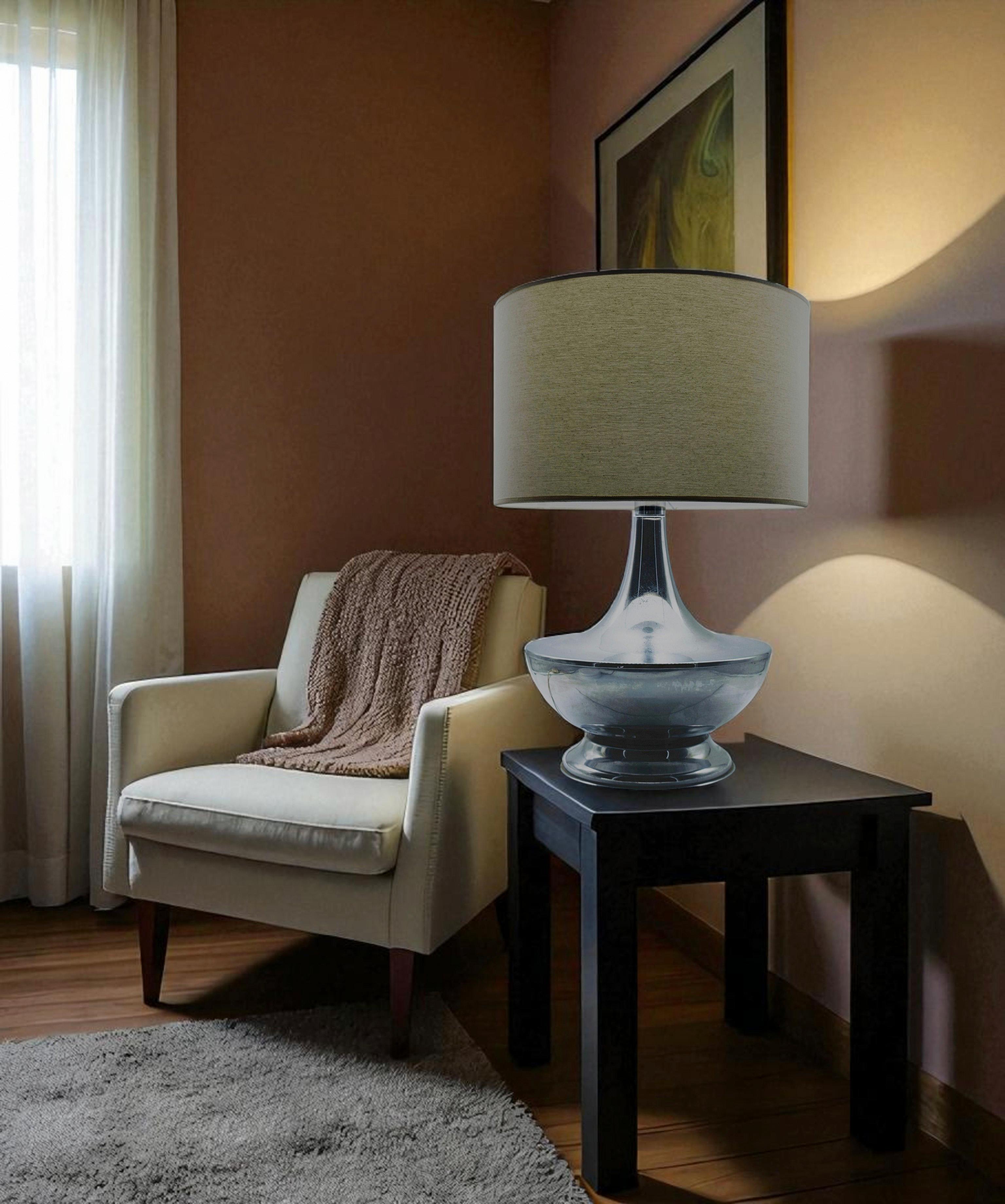 Elegante Lampada da Tavolo con Base Cromata, Italia 1970s For Sale 1