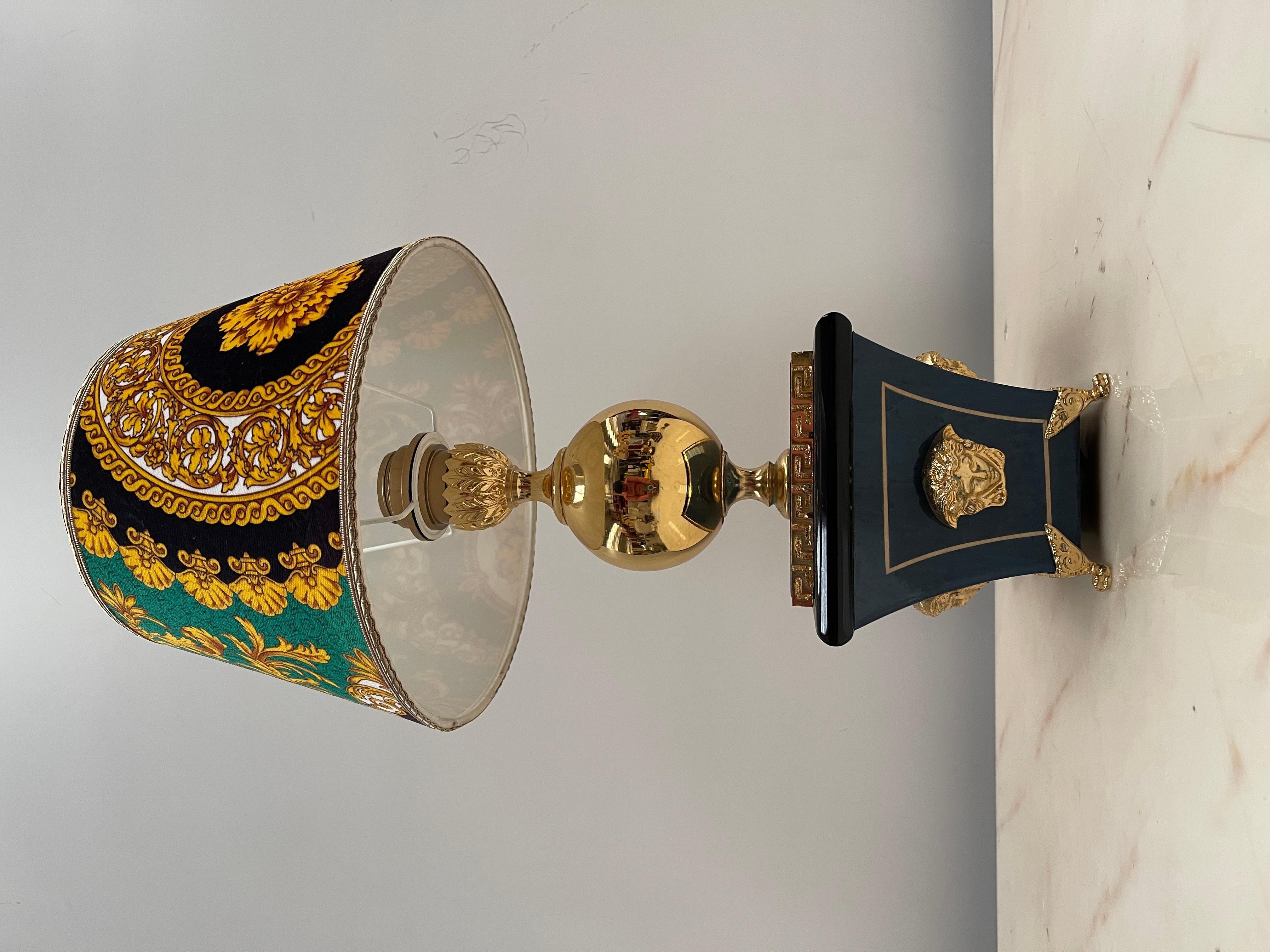 Elegante lampada da tavolo stile francese, XX secolo in vendita 2