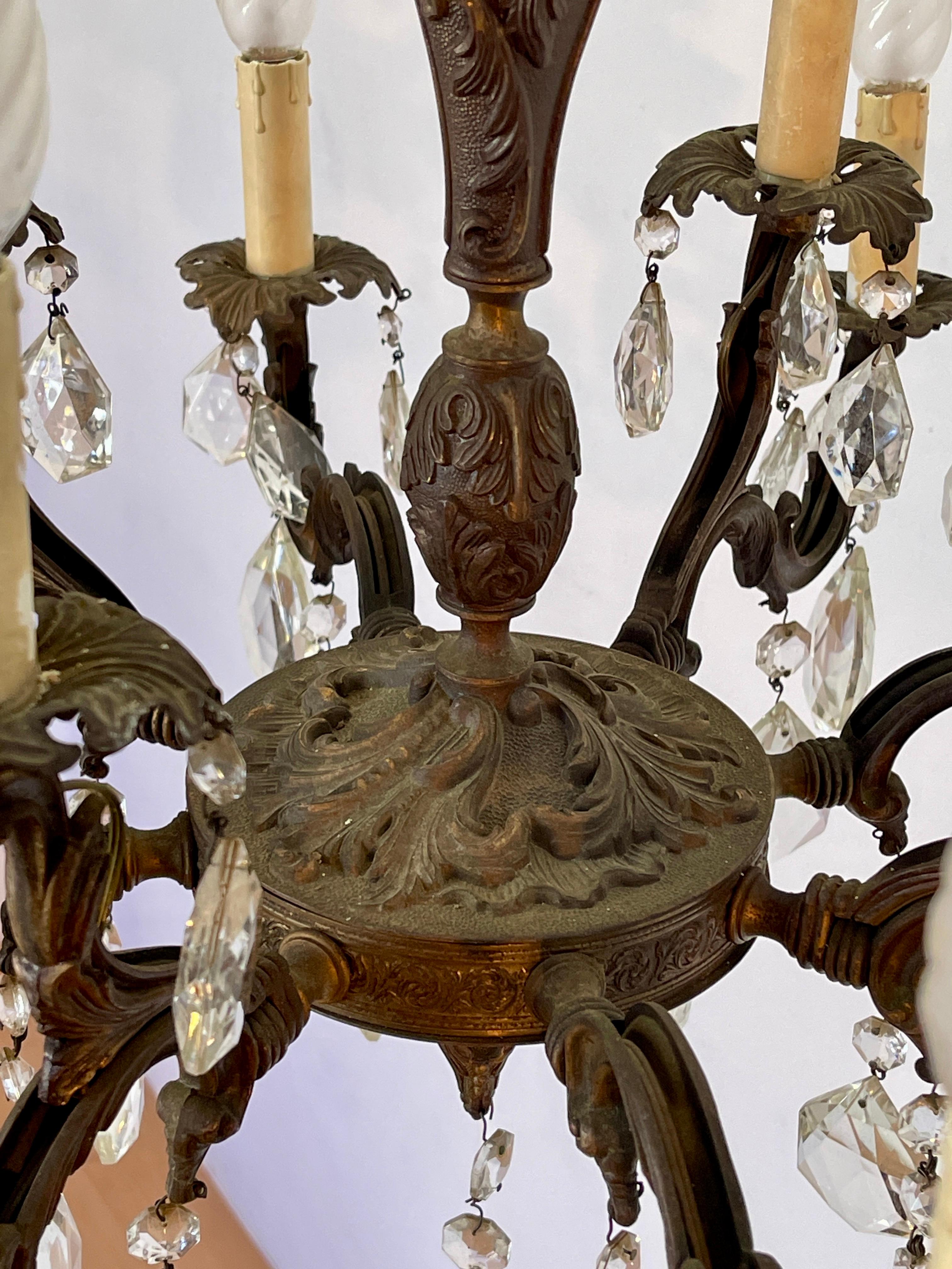 Elegante lampadario vintage in stile Classico con pendenti in Cristallo anni '40 in vendita 1