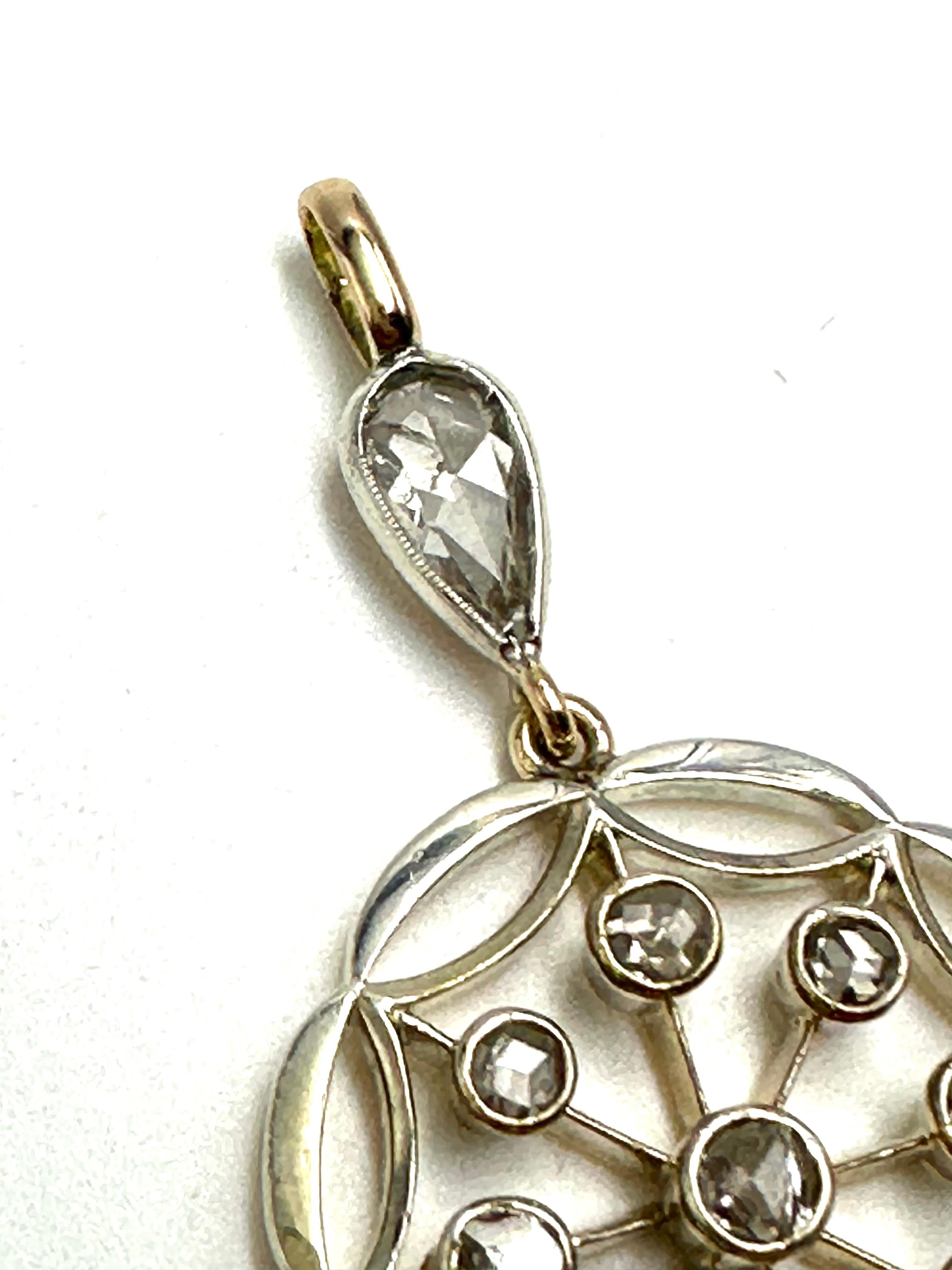 Taille rose Élégant pendentif ottocentesco con diamanti « une rose » en vente