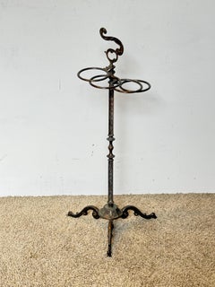 Elegant bronze "Liberty Elegance" three-ring umbrella stand , 20th century