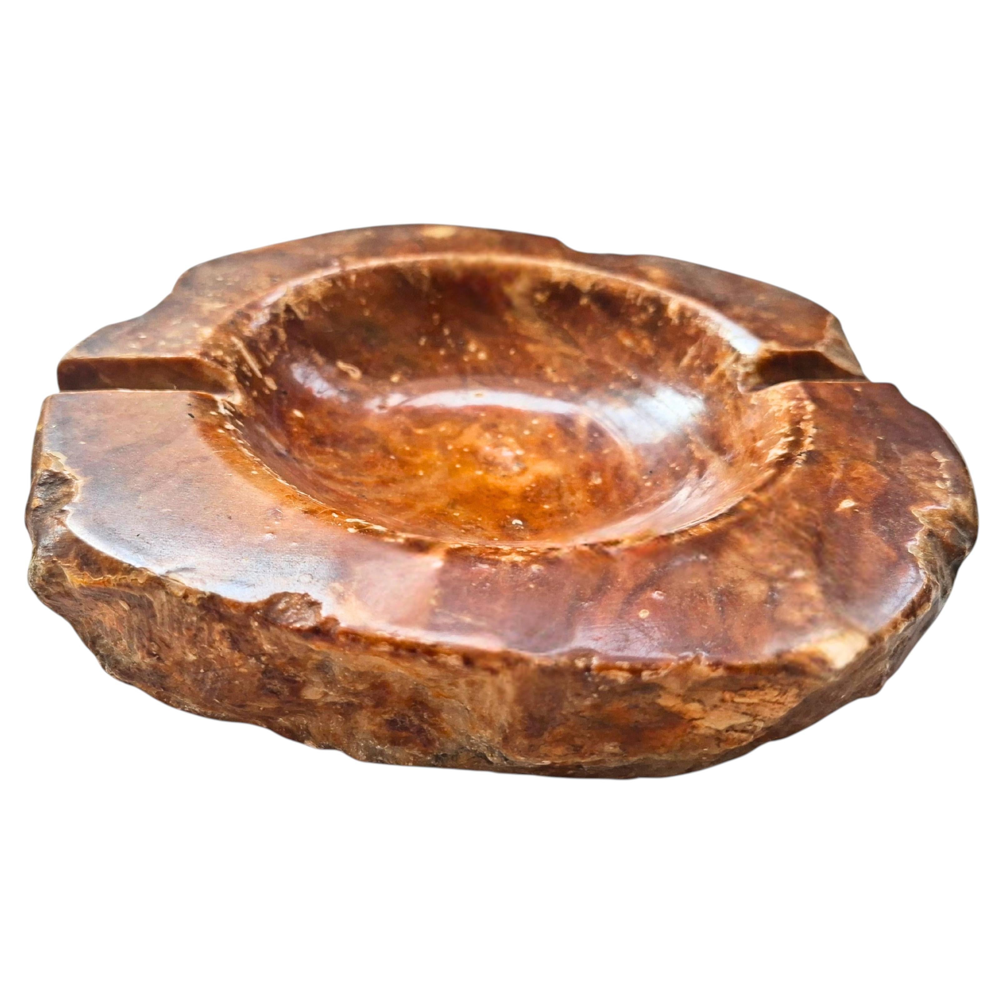 Elegant Vintage Ashtray in Precious Onyx - 1960s Italian Design