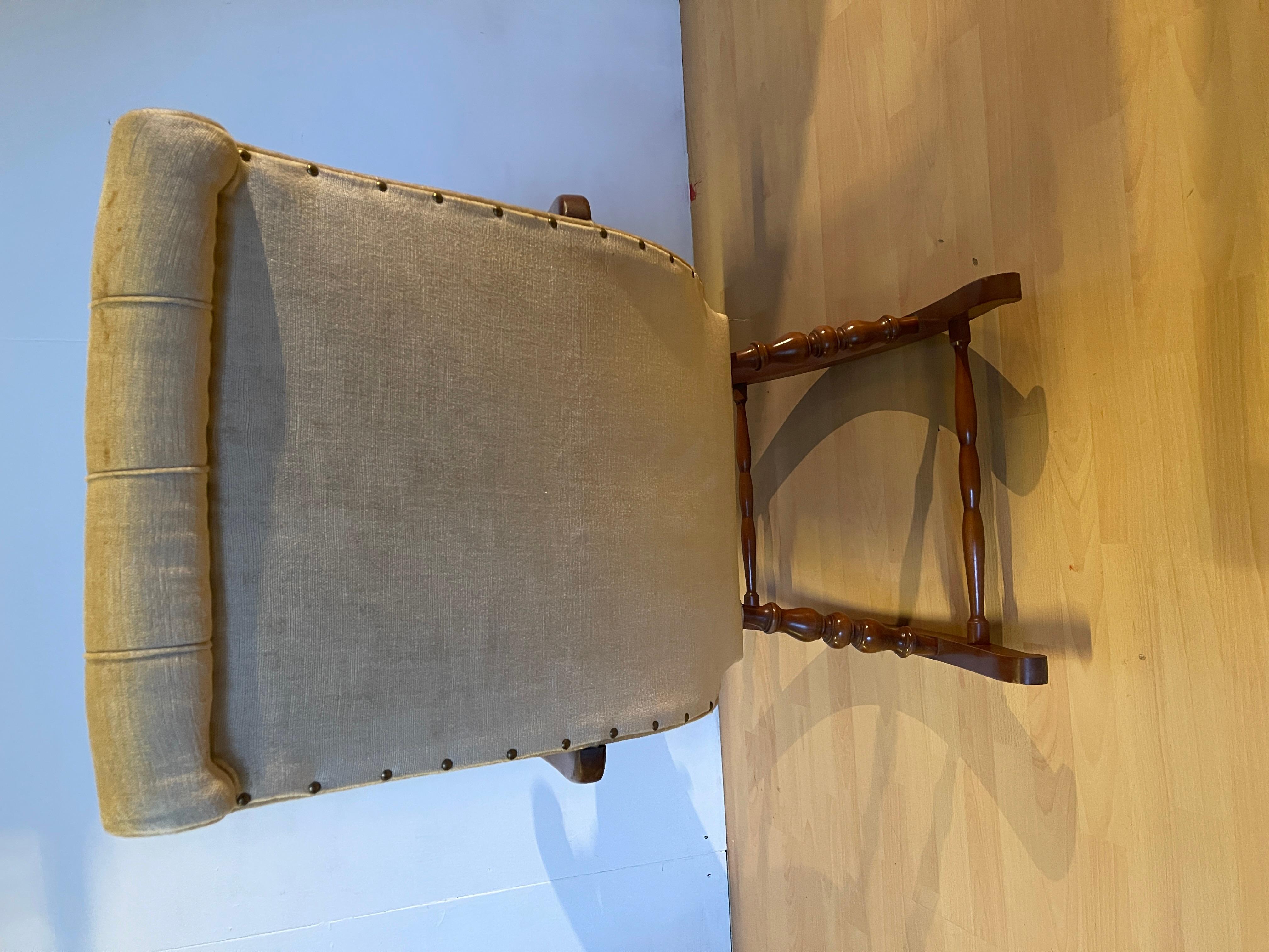 Élégant fauteuil à bascule classique de style italien des années 1990 Bon état - En vente à Cantù, IT