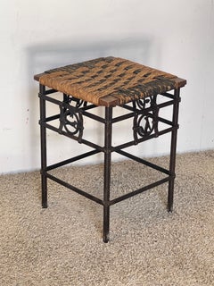 Élégant tabouret de style rustique-industriel, années 70
