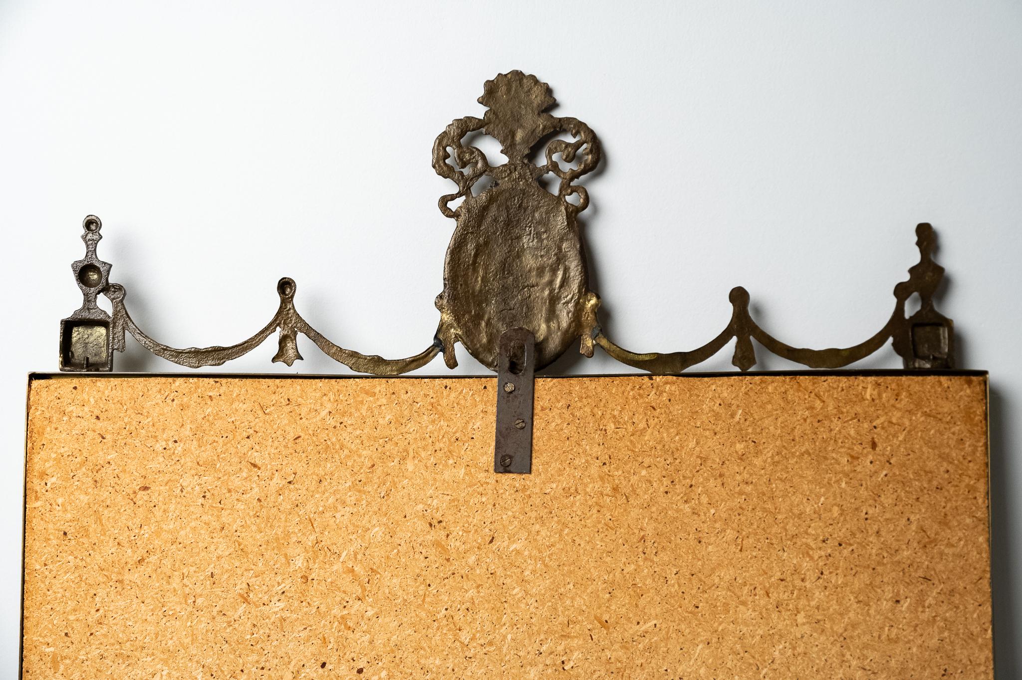Élégant miroir en laiton fabriqué en Italie, années 1960 en vente 1