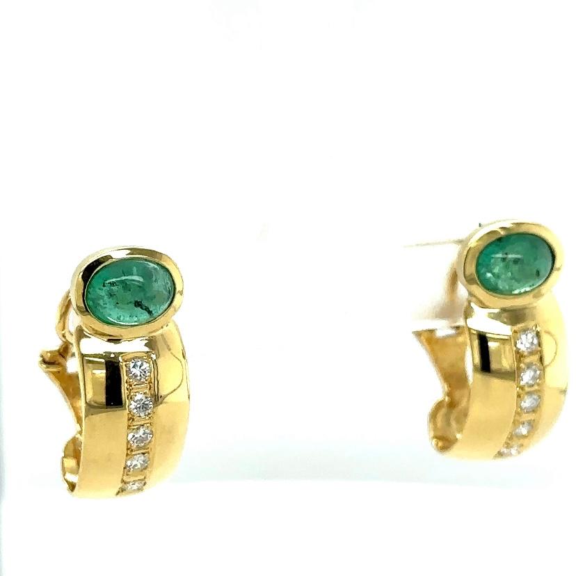 Elegante und hochwertige Kreolen in 18 Karat mit hochfeinen Brillanten & Smaragd For Sale 8