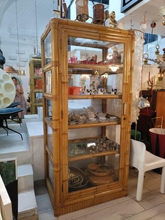 Elegant Manau and Bambu Showcase with Glass Shelves, Italy 1970s