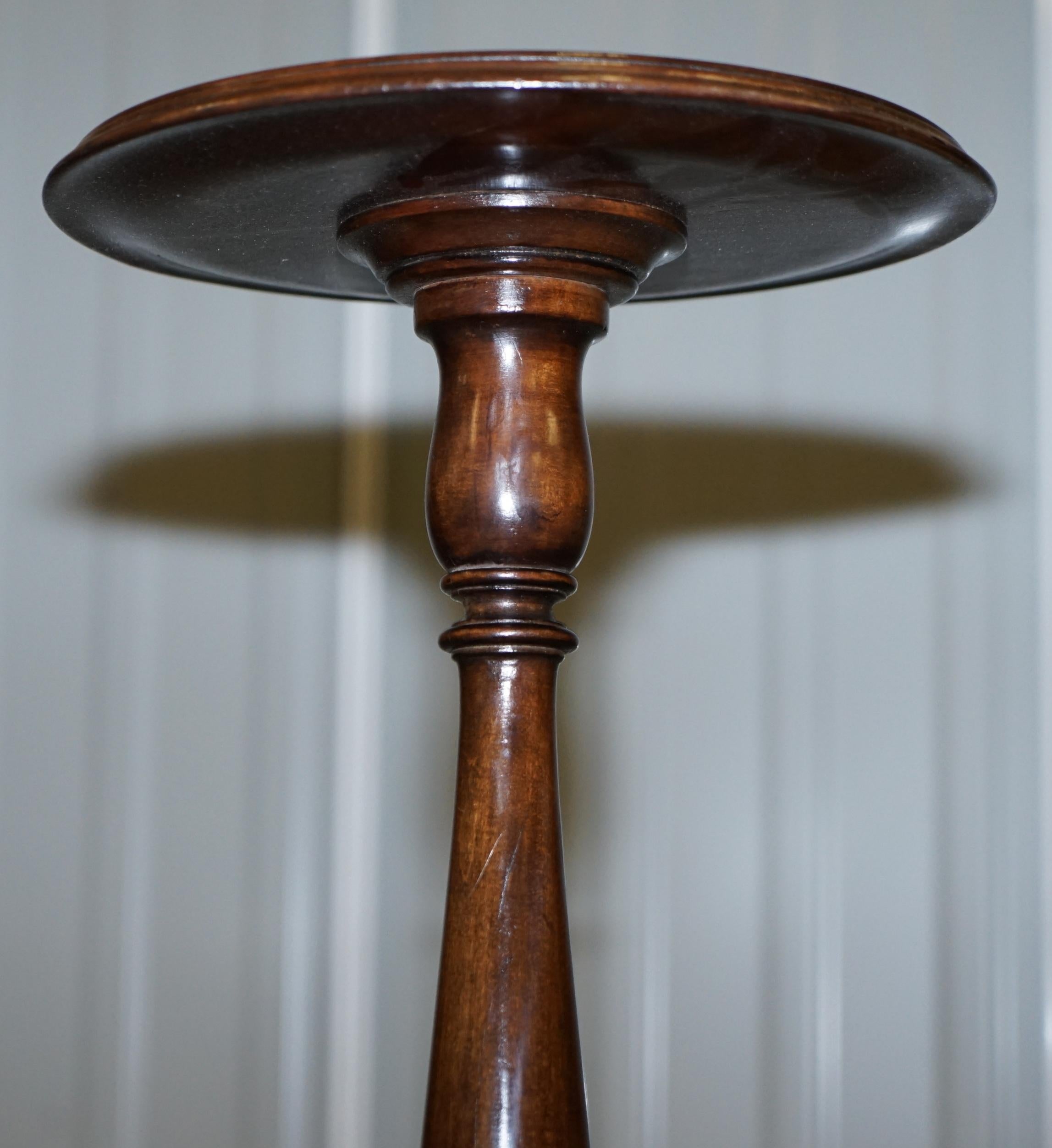 Elegantly Carved Antique Hardwood Tripod Lamp Side End Wine Table Great Plants 5