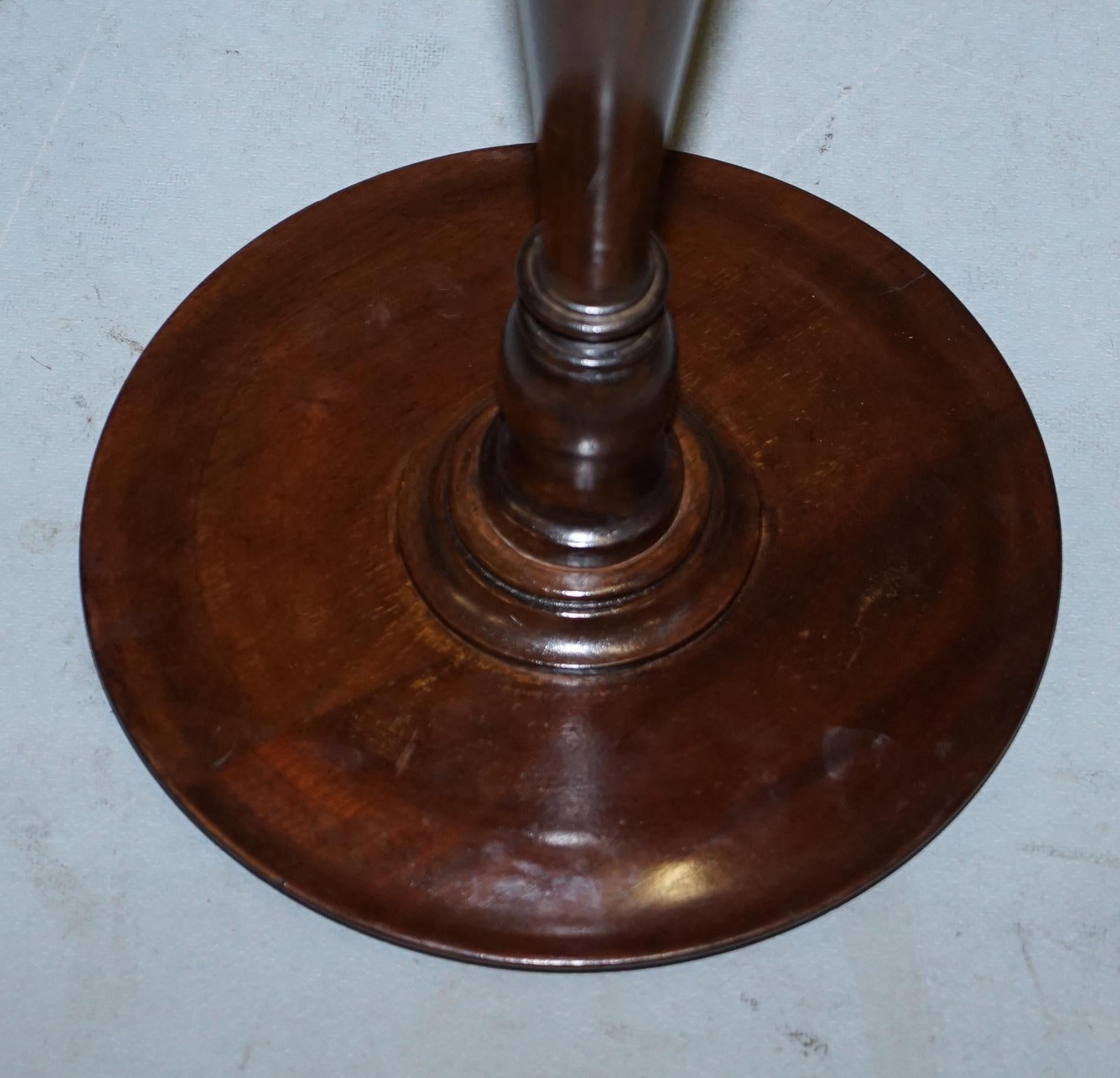 Elegantly Carved Antique Hardwood Tripod Lamp Side End Wine Table Great Plants 6