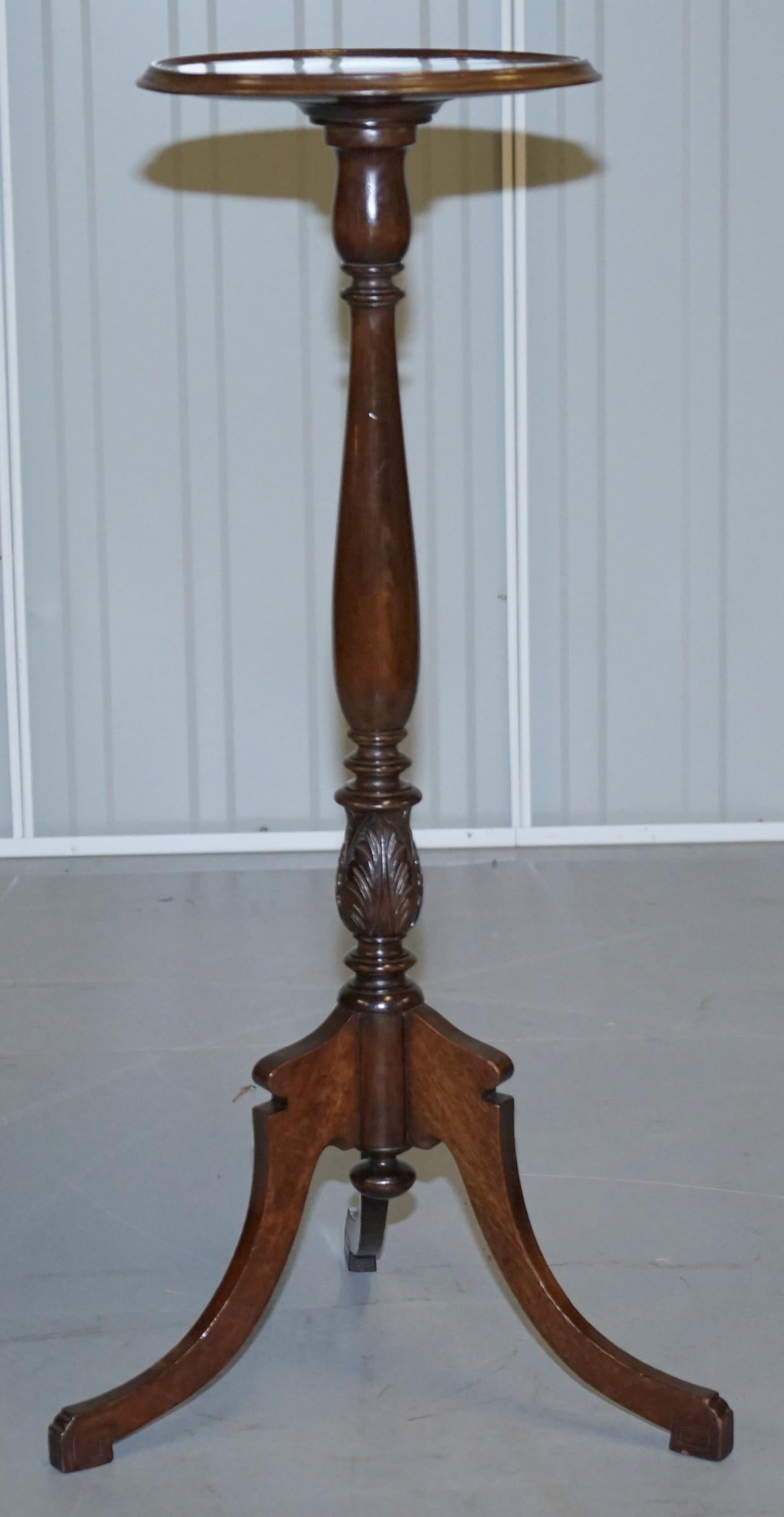 Victorian Elegantly Carved Antique Hardwood Tripod Lamp Side End Wine Table Great Plants
