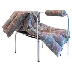 Sillón Tubular de Acero Inoxidable Elegg con Tapizado Acolchado Floral