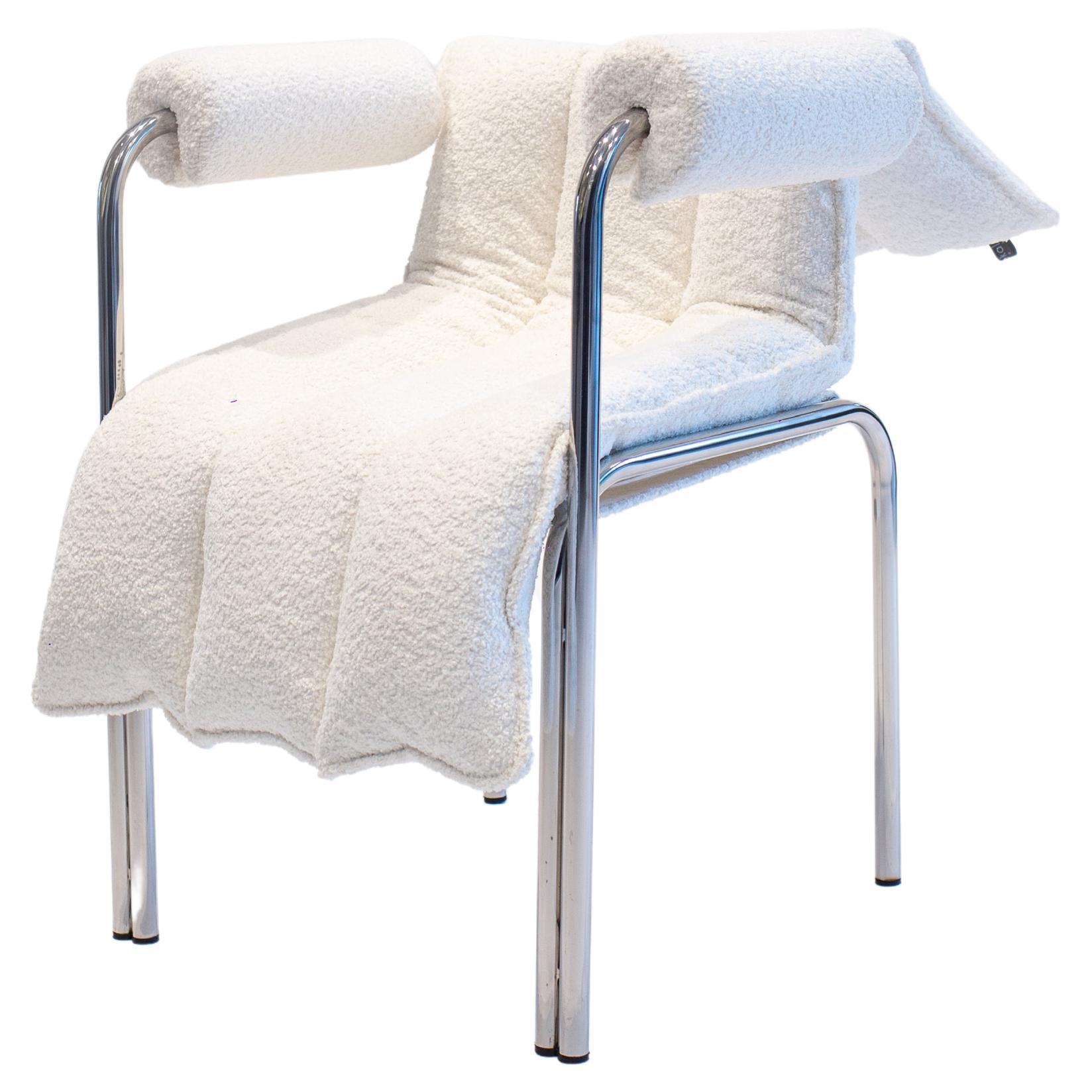ELEGG Stainless Steel Tubular Chair with Bouclé Fabric For Sale